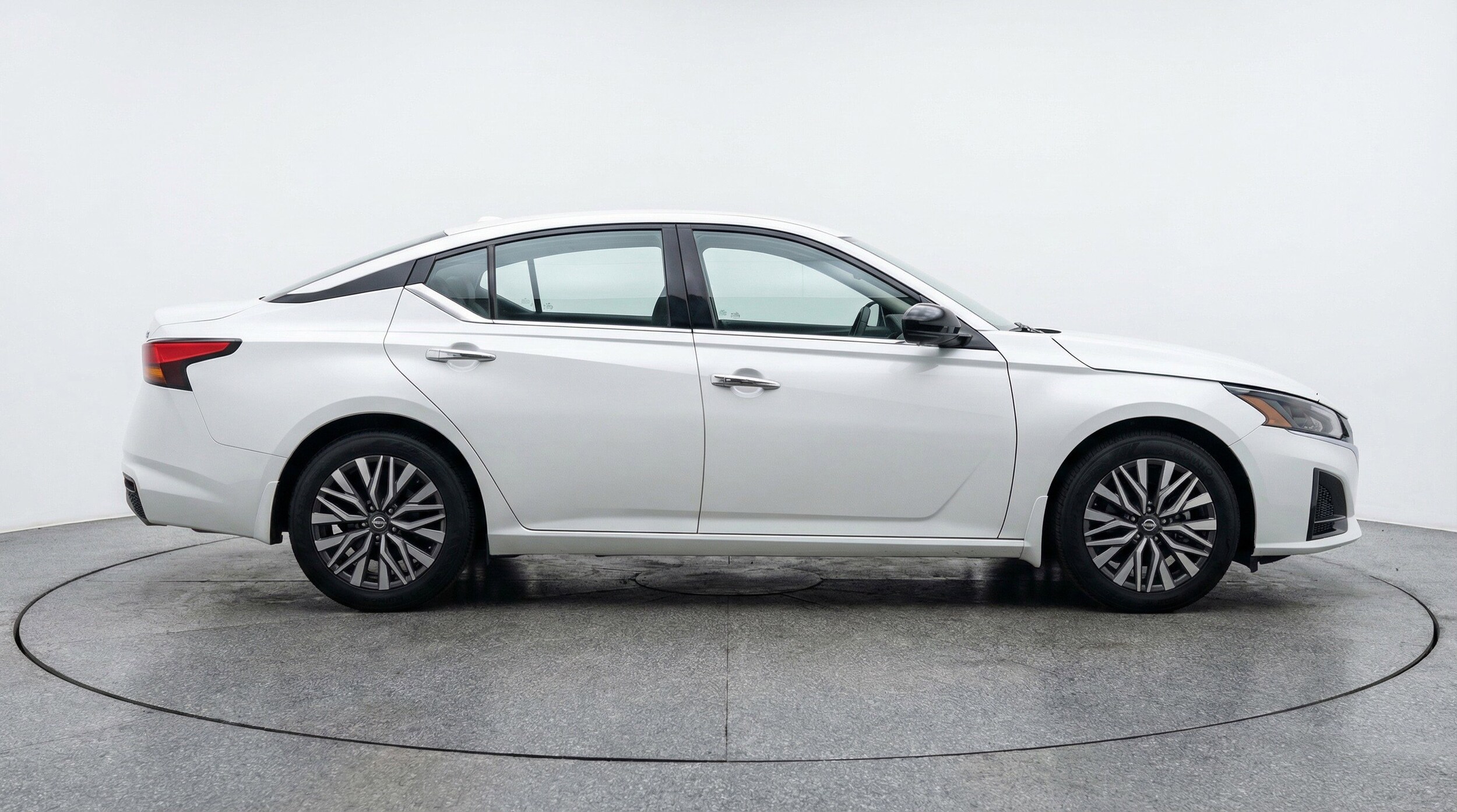 Thumbnail: 2025 Nissan Altima - 11