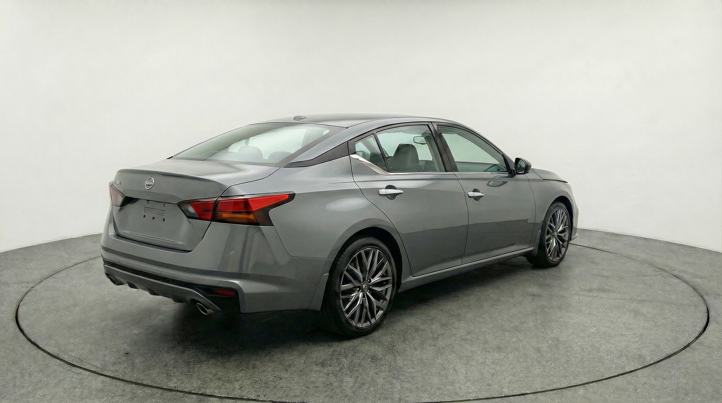 Thumbnail: 2025 Nissan Altima - 9