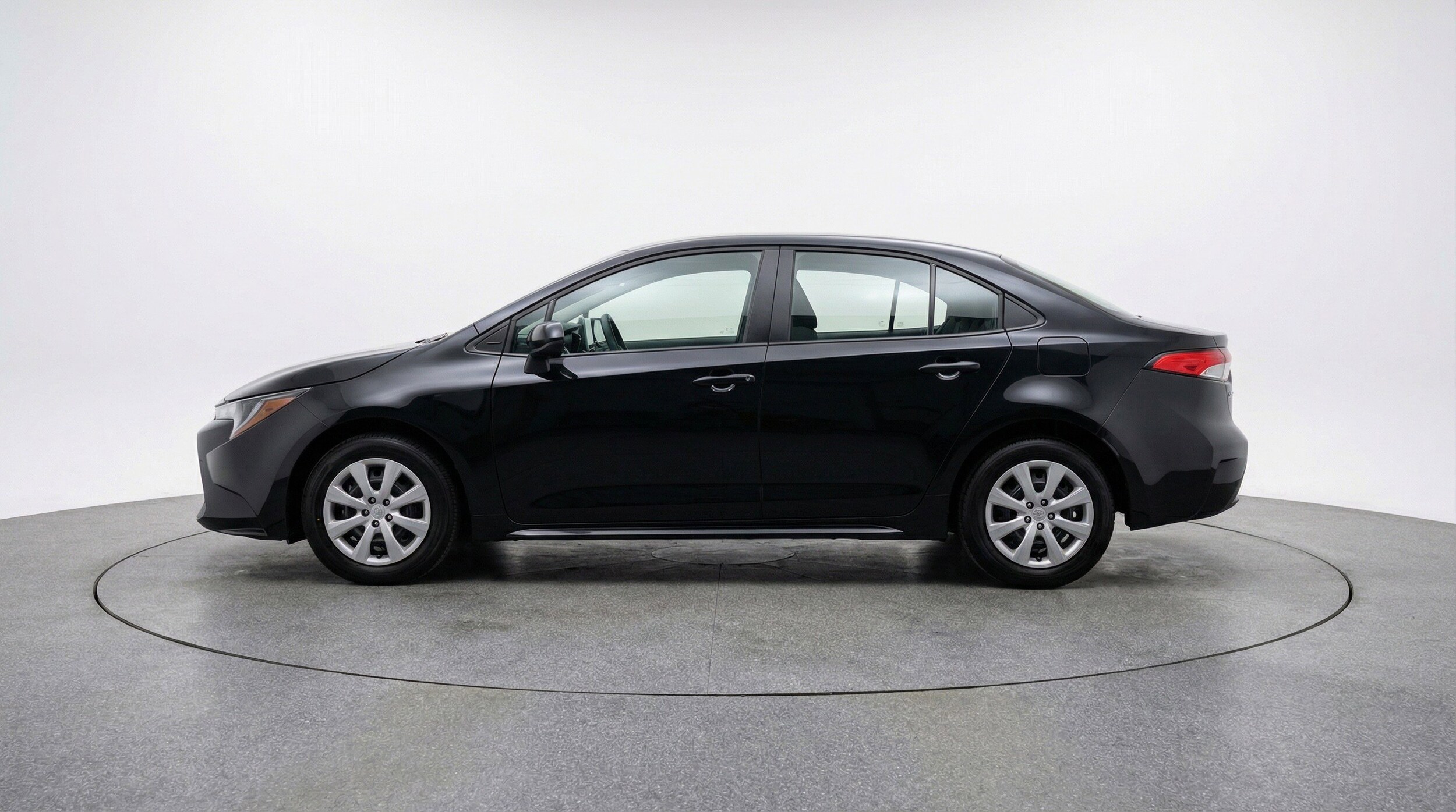 Thumbnail: 2025 Toyota Corolla - 5