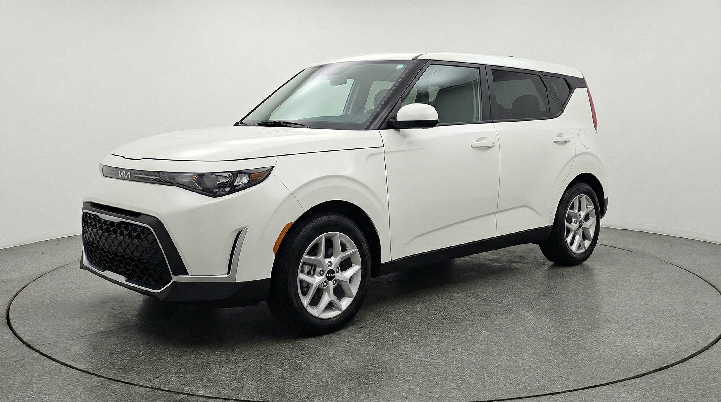 Thumbnail: 2025 Kia Soul - 3