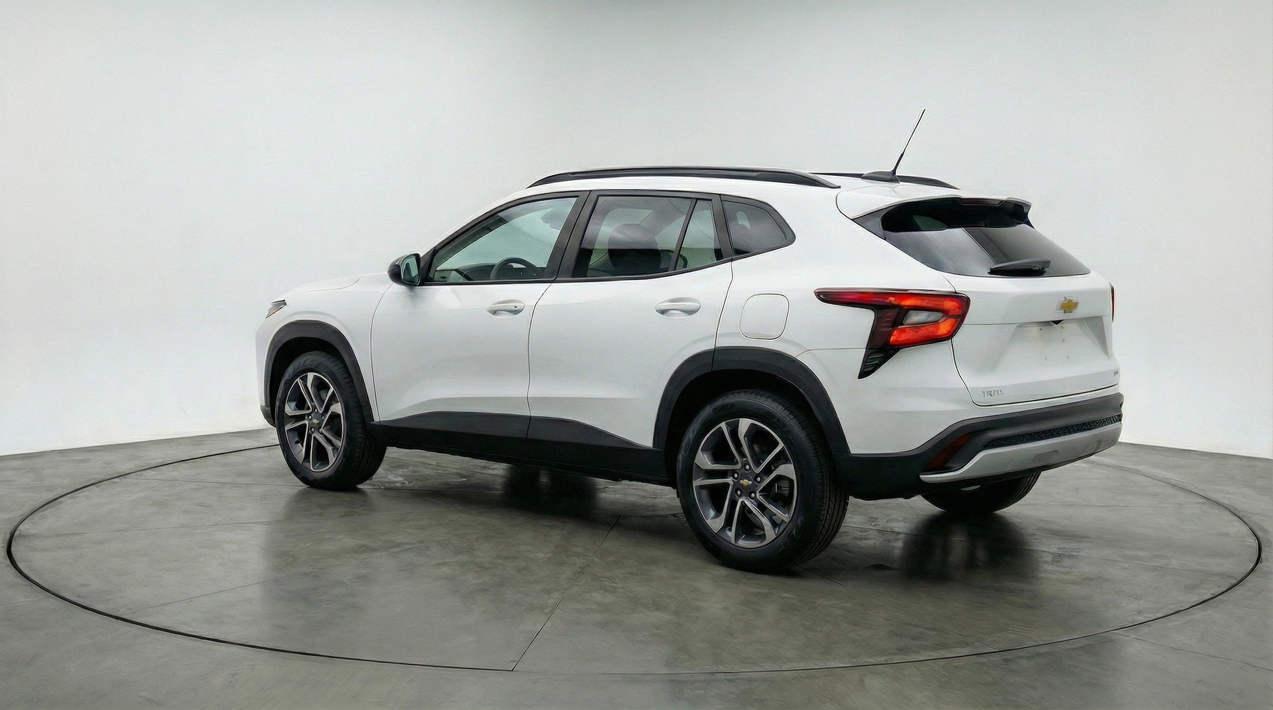 Thumbnail: 2025 Chevrolet Trax - 6