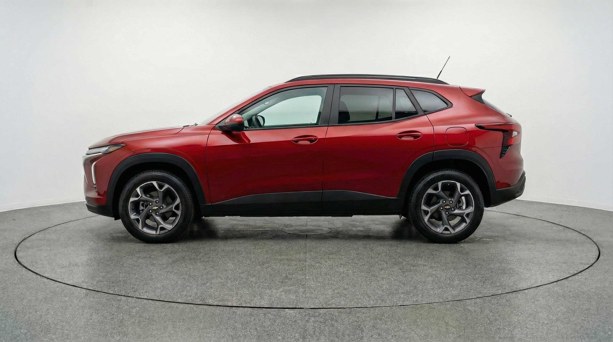 Thumbnail: 2025 Chevrolet Trax - 4