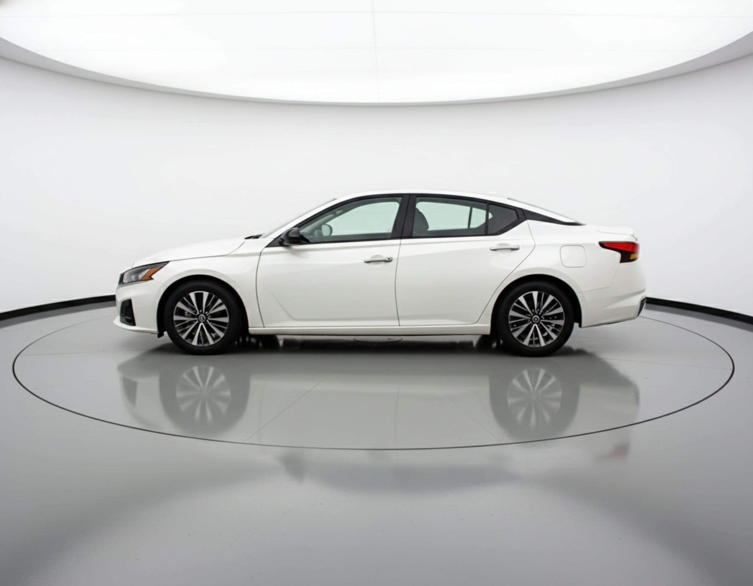 Thumbnail: 2025 Nissan Altima - 4