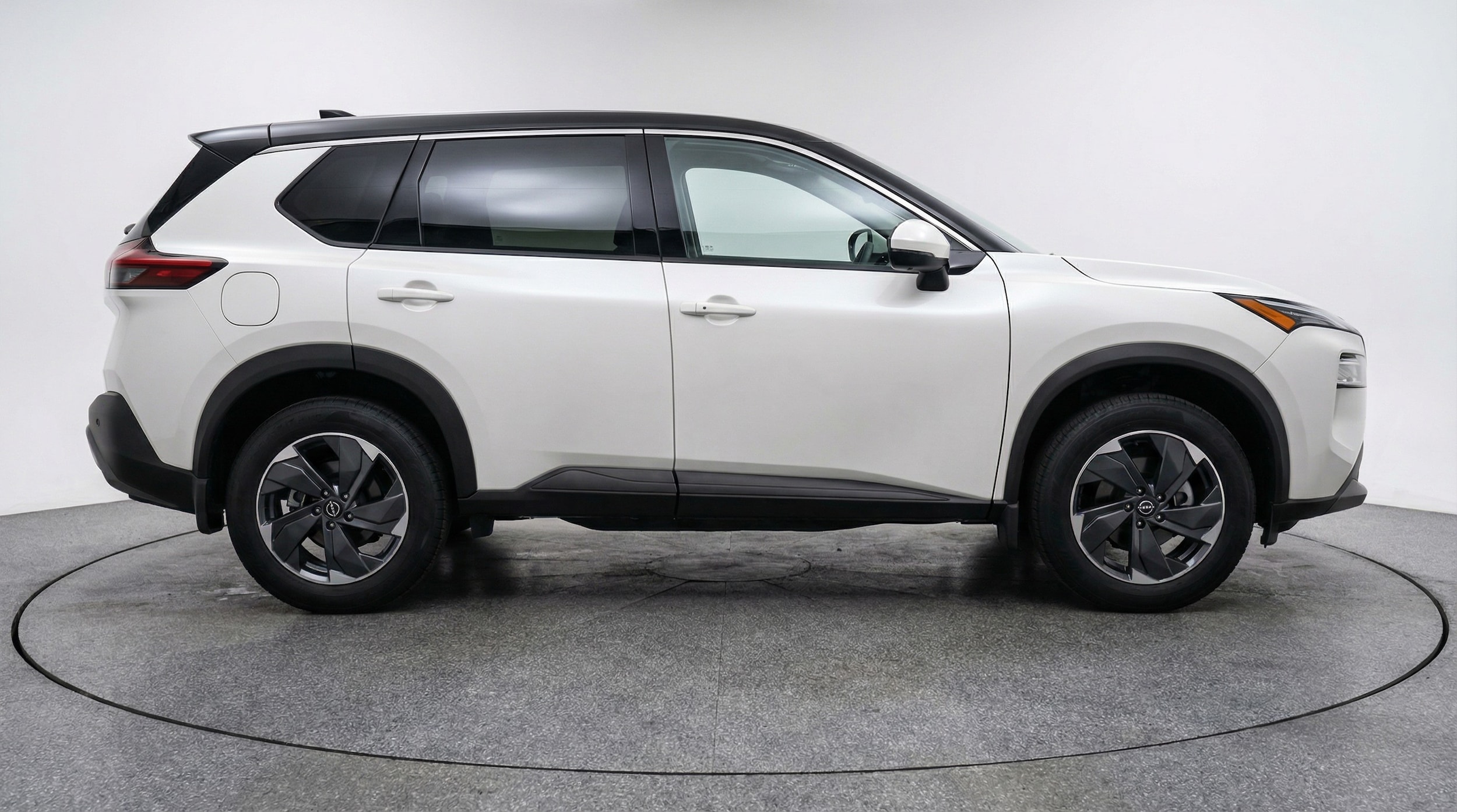 Thumbnail: 2025 Nissan Rogue - 8