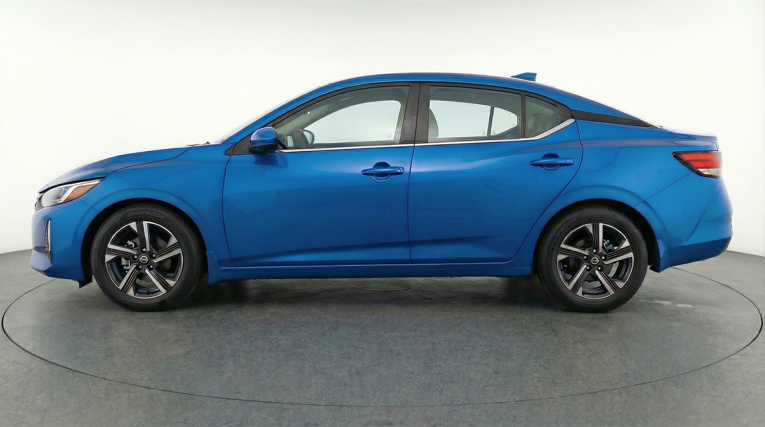 Thumbnail: 2025 Nissan Sentra - 4