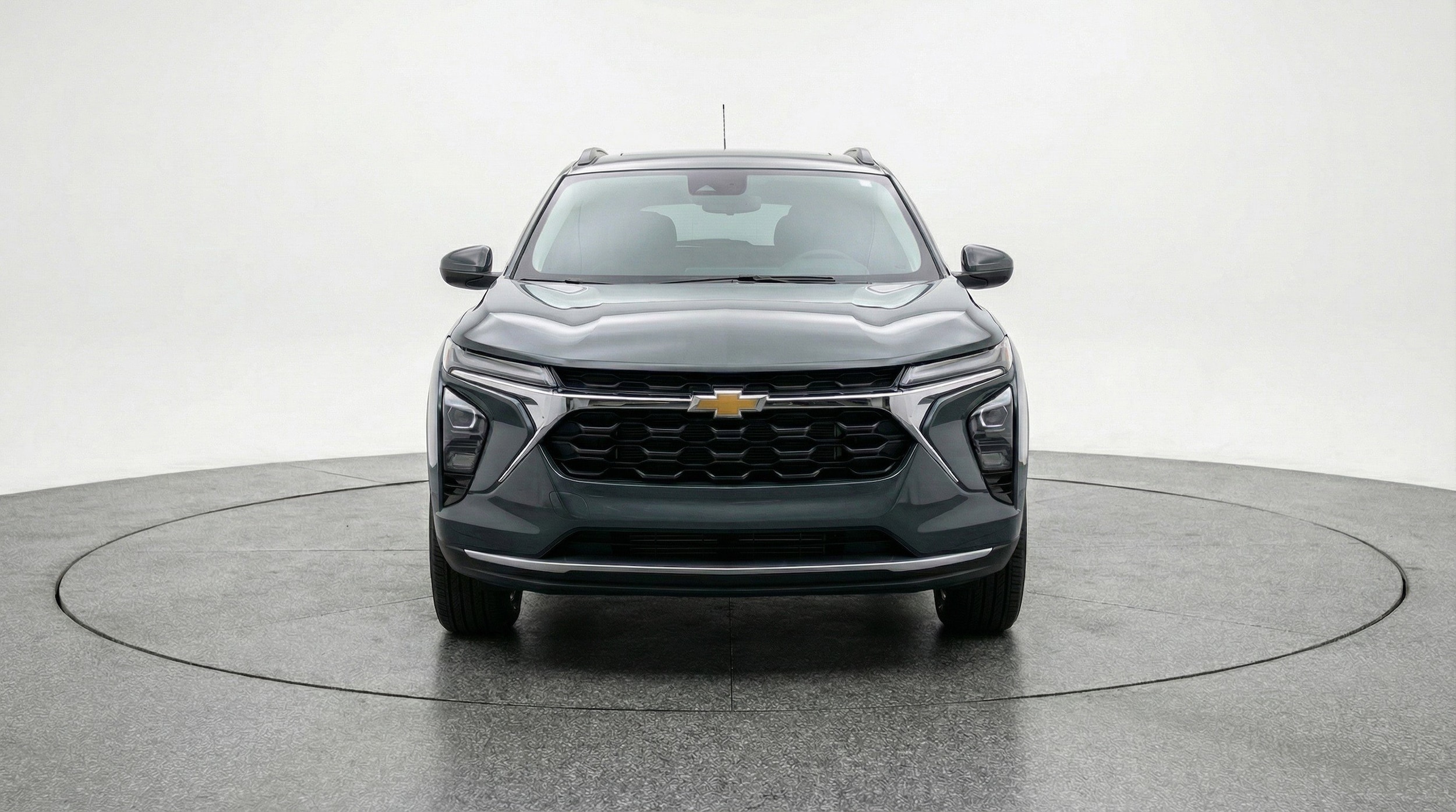 Thumbnail: 2025 Chevrolet Trax - 2