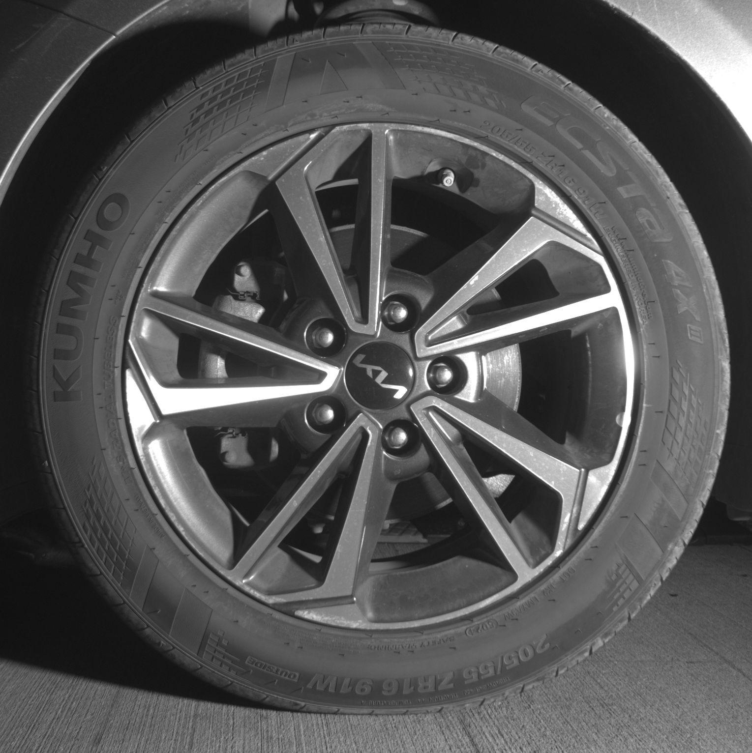 Thumbnail: 2024 Kia Forte - 9