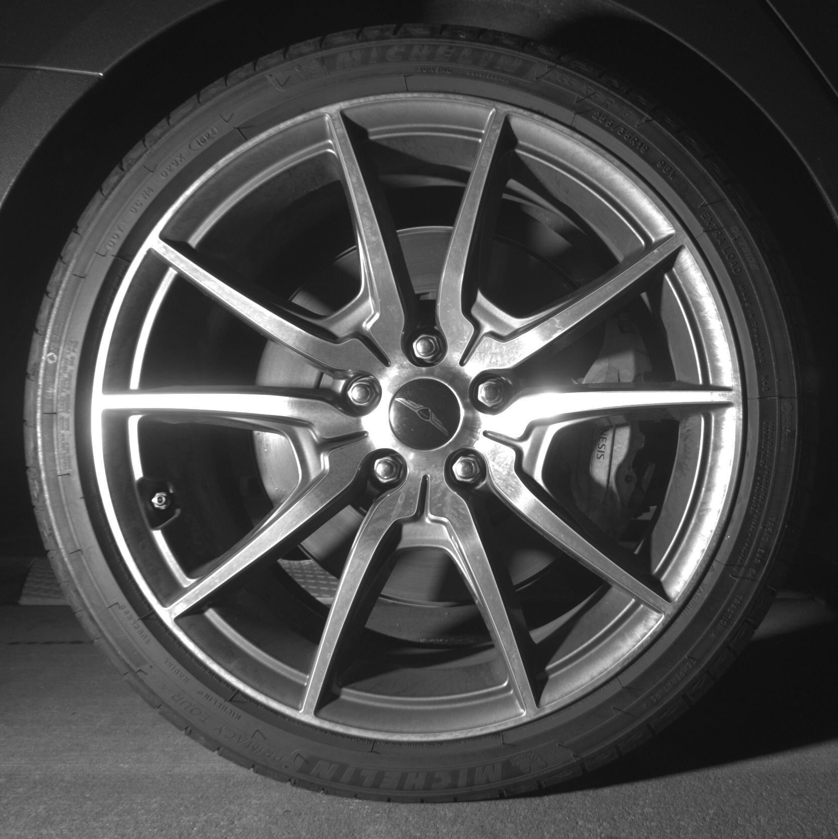 Thumbnail: 2025 Genesis G70 - 12