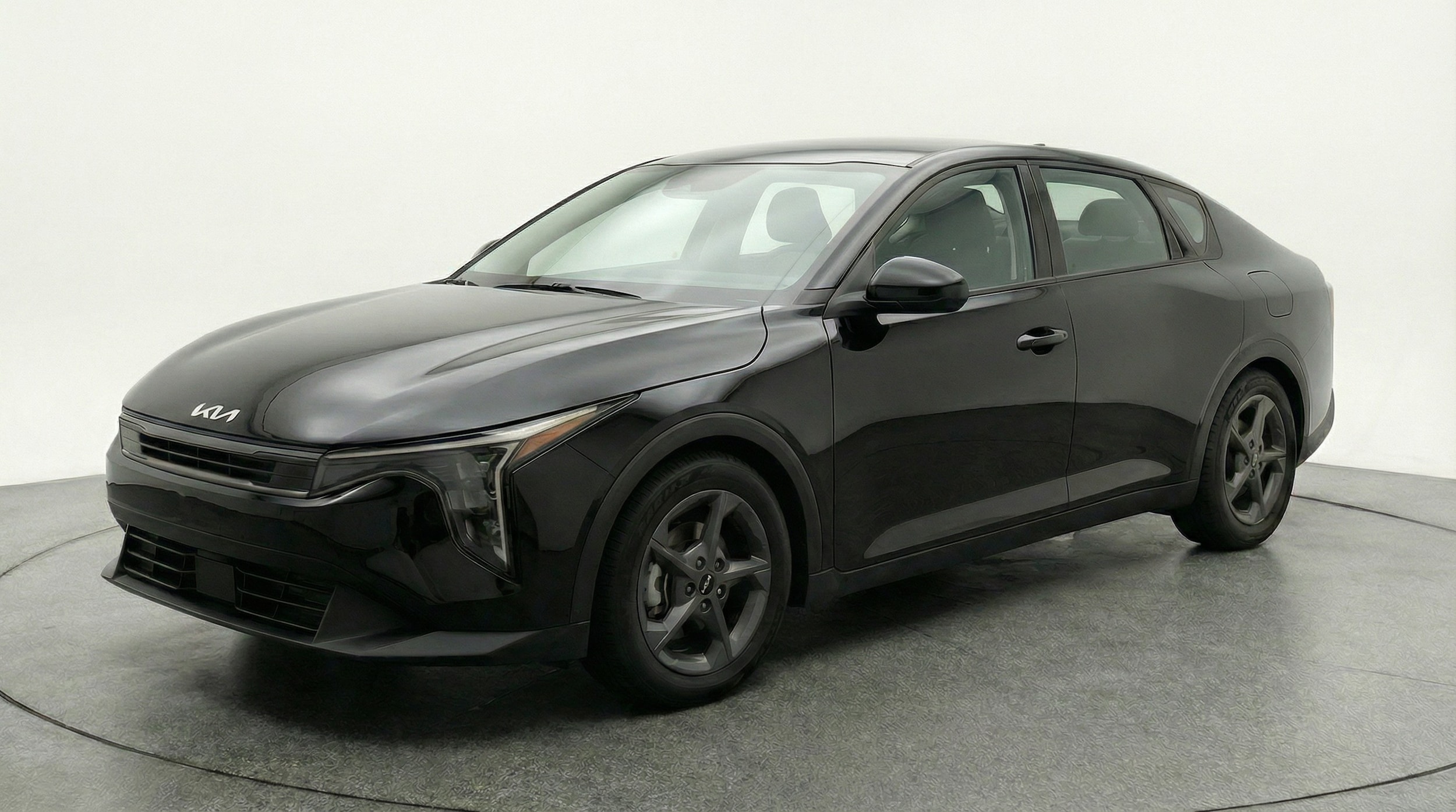 Thumbnail: 2025 Kia K4 - 3