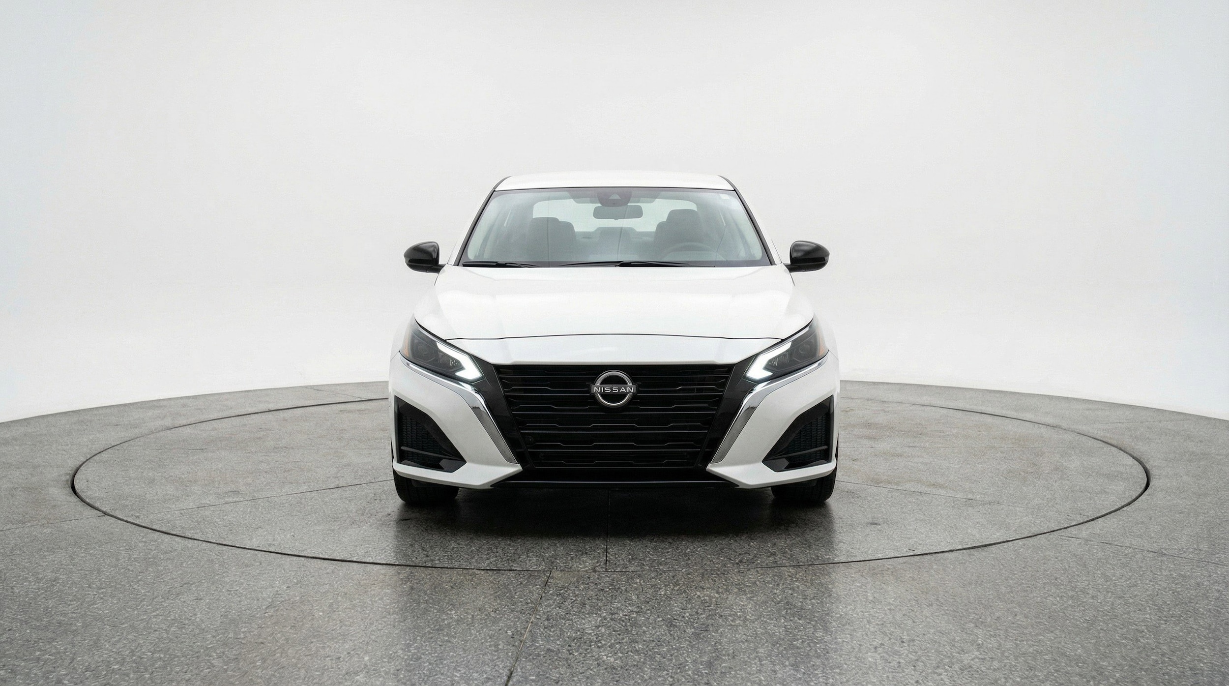 Thumbnail: 2025 Nissan Altima - 2