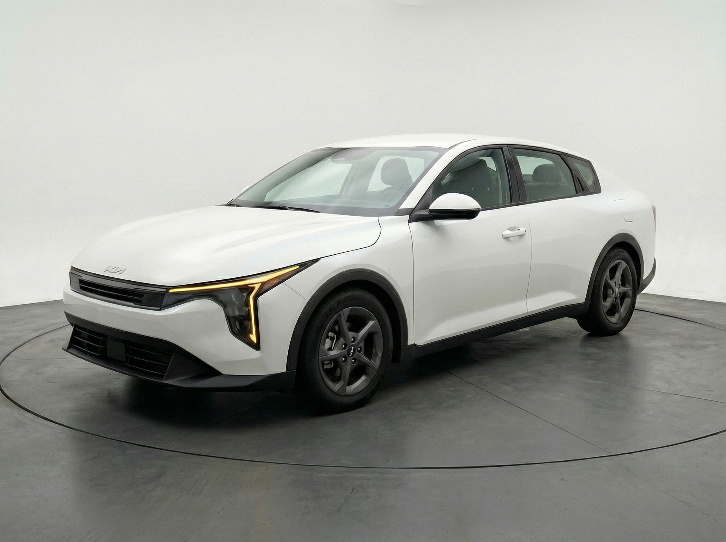 Thumbnail: 2025 Kia K4 - 3