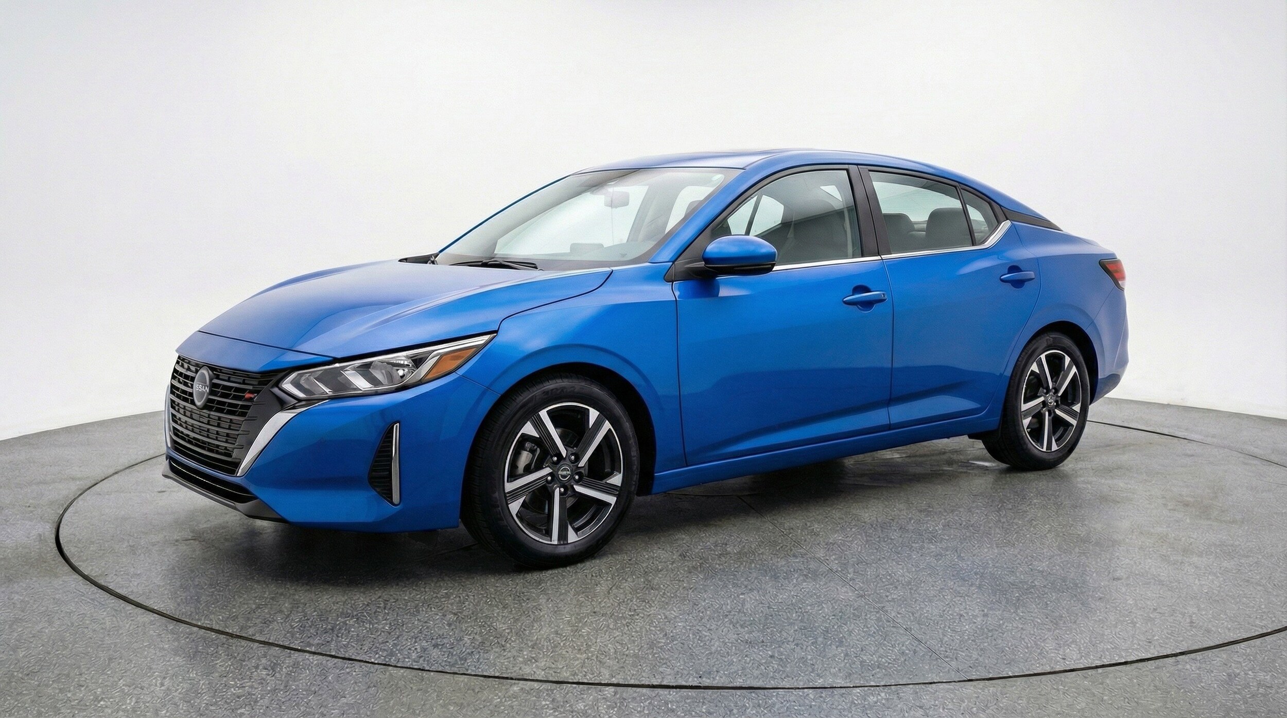 Thumbnail: 2025 Nissan Sentra - 3