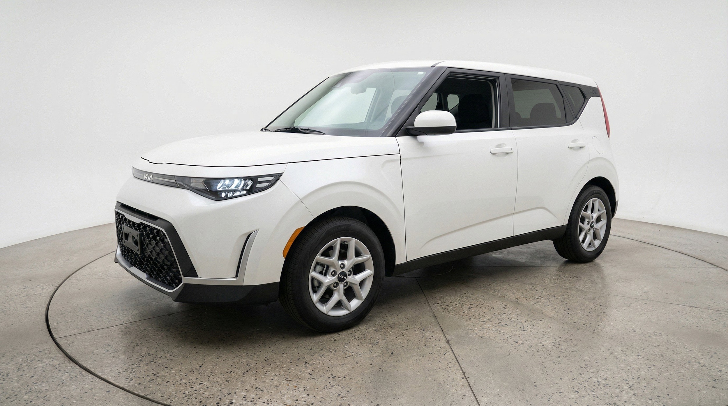 Thumbnail: 2025 Kia Soul - 3