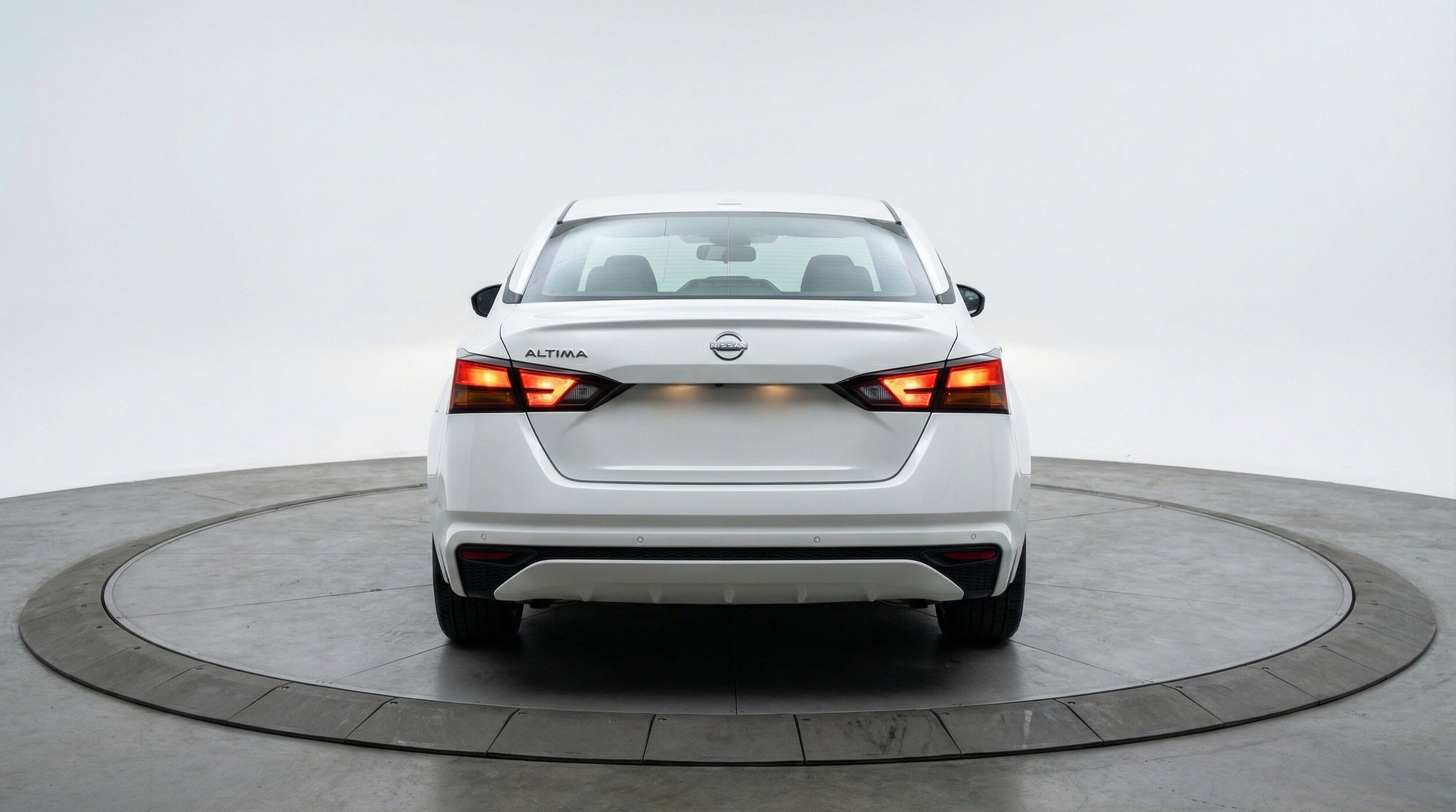 Thumbnail: 2025 Nissan Altima - 7