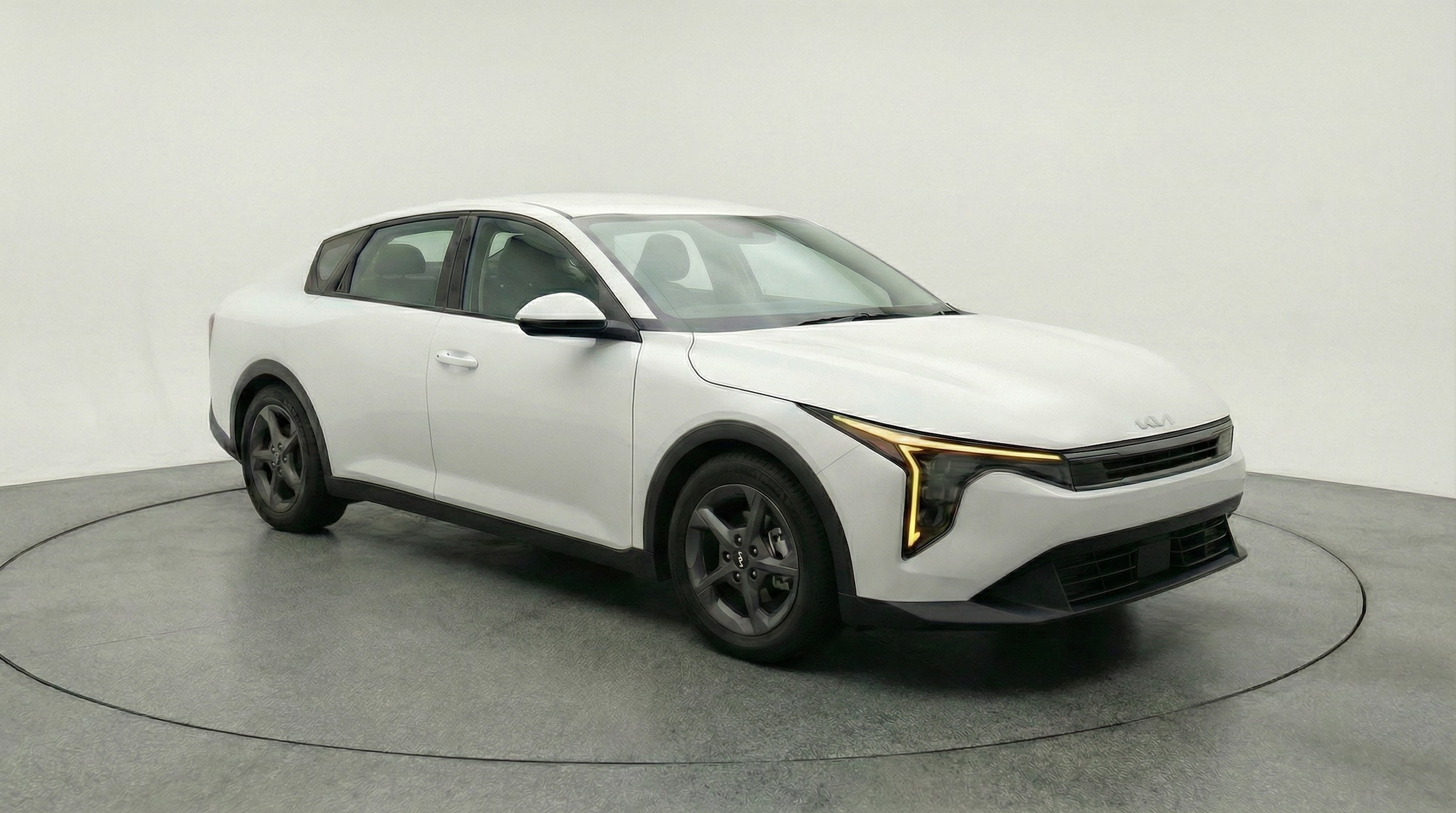 Thumbnail: 2025 Kia K4 - 1