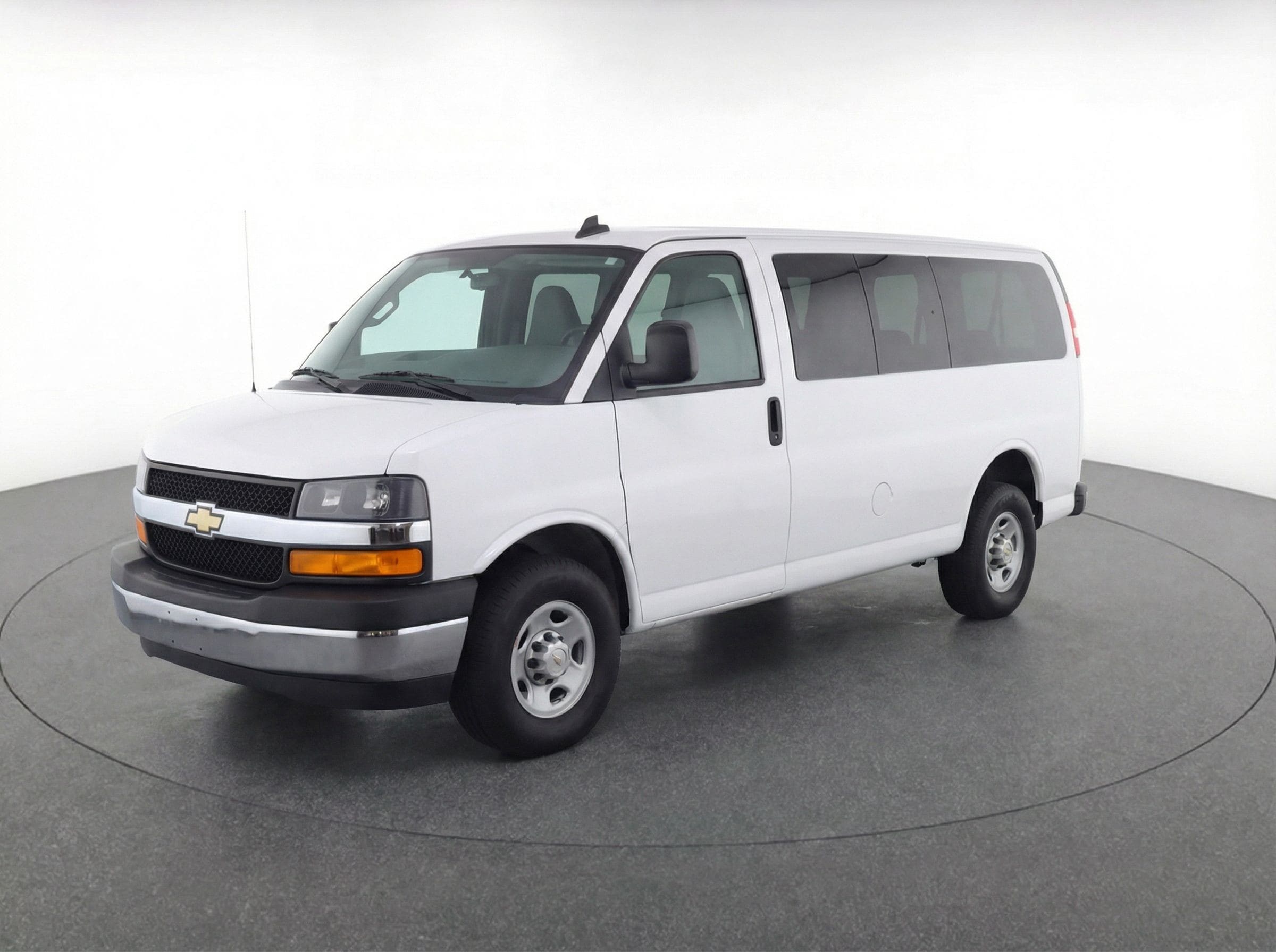Thumbnail: 2025 Chevrolet Express - 3