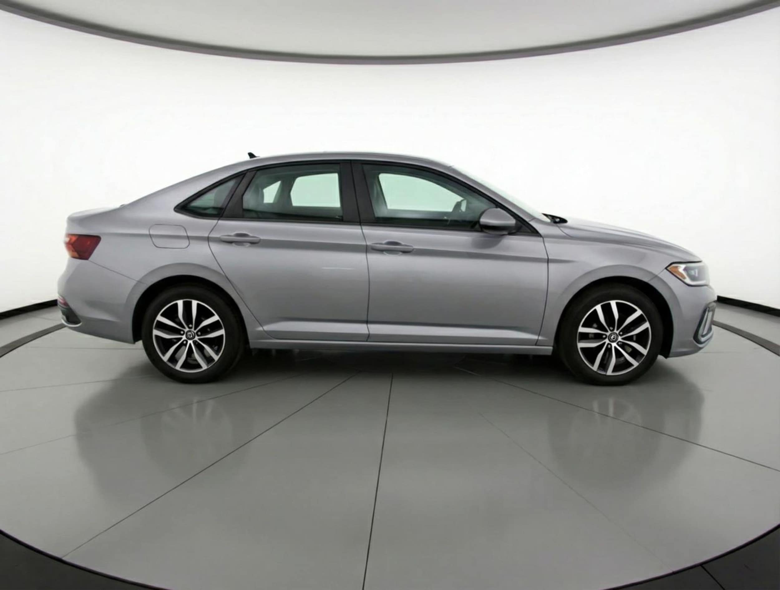 Thumbnail: 2025 Volkswagen Jetta - 8