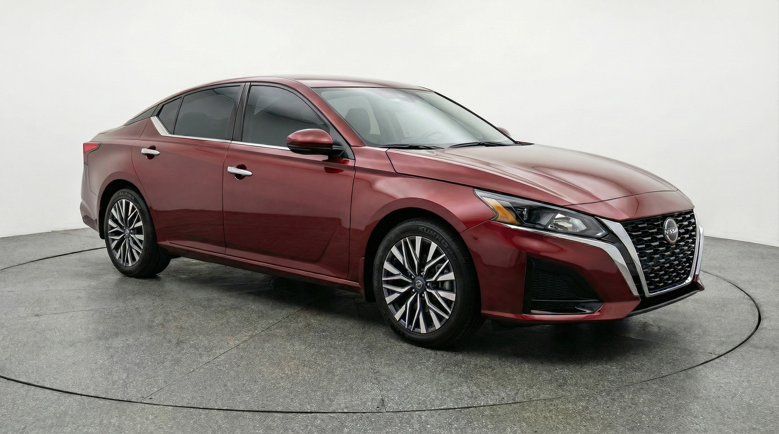 Thumbnail: 2025 Nissan Altima - 1