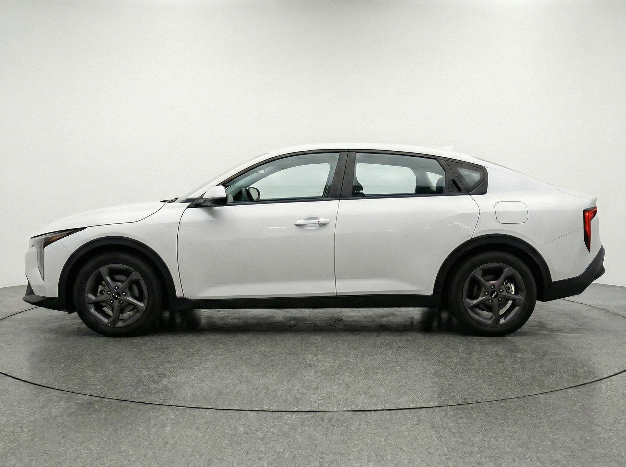 Thumbnail: 2025 Kia K4 - 5