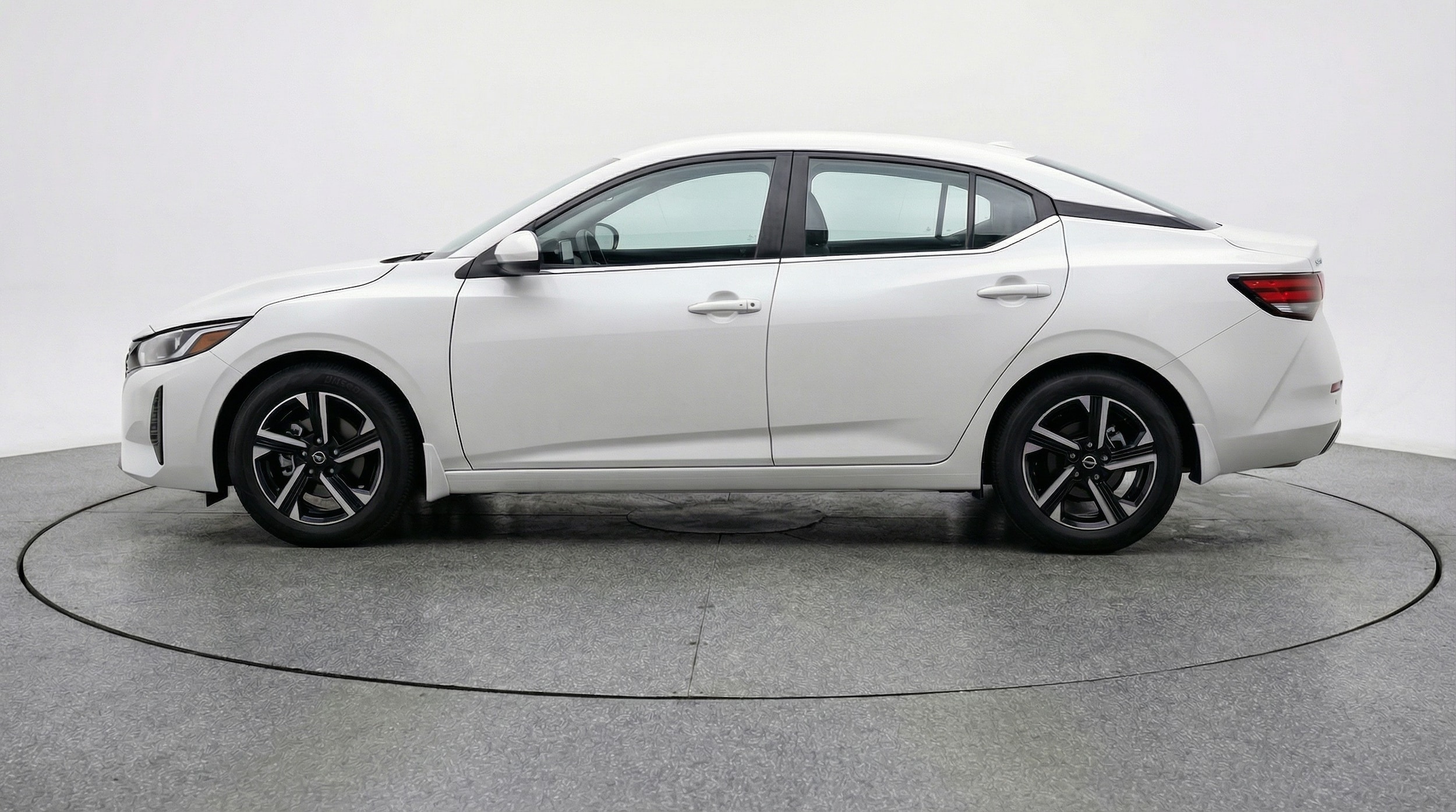 Thumbnail: 2025 Nissan Sentra - 4