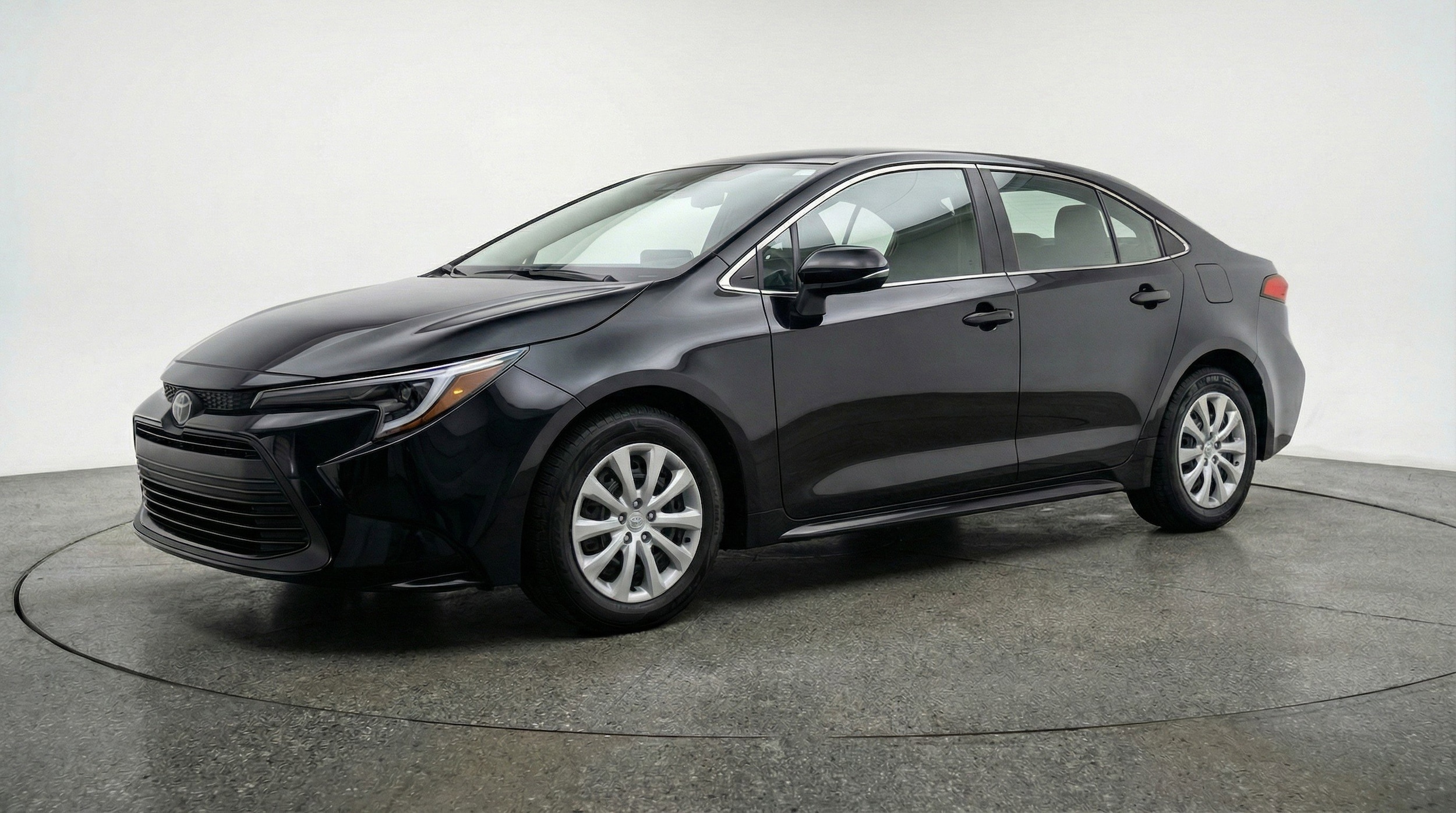 Thumbnail: 2025 Toyota Corolla - 3