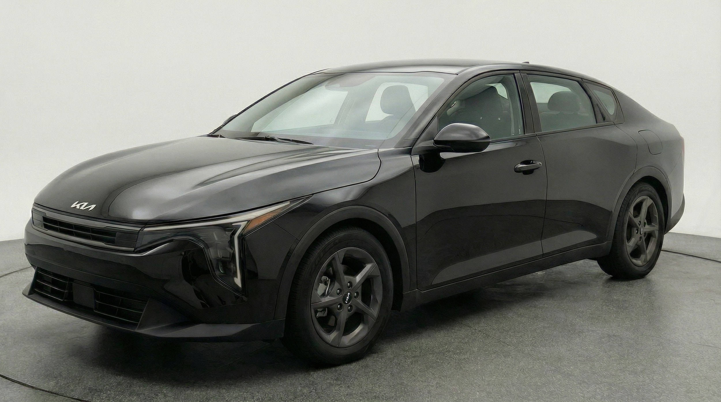 Thumbnail: 2025 Kia K4 - 3