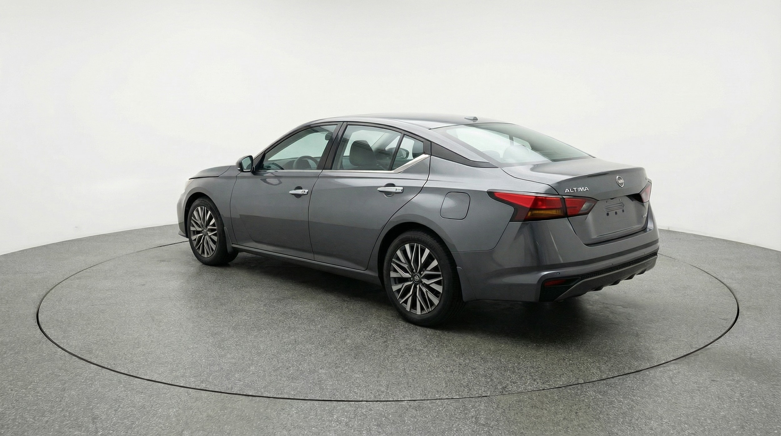 Thumbnail: 2025 Nissan Altima - 5