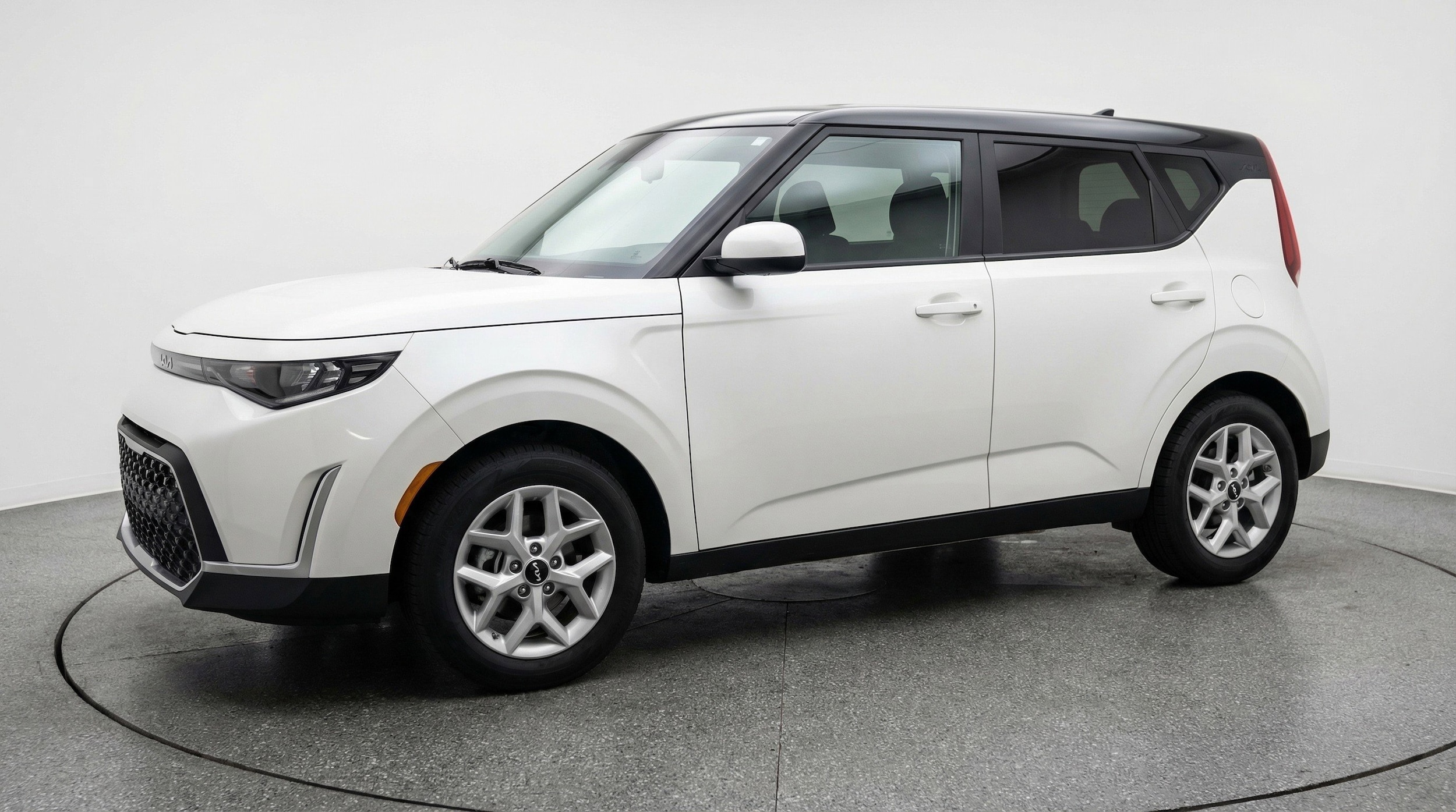 Thumbnail: 2025 Kia Soul - 3