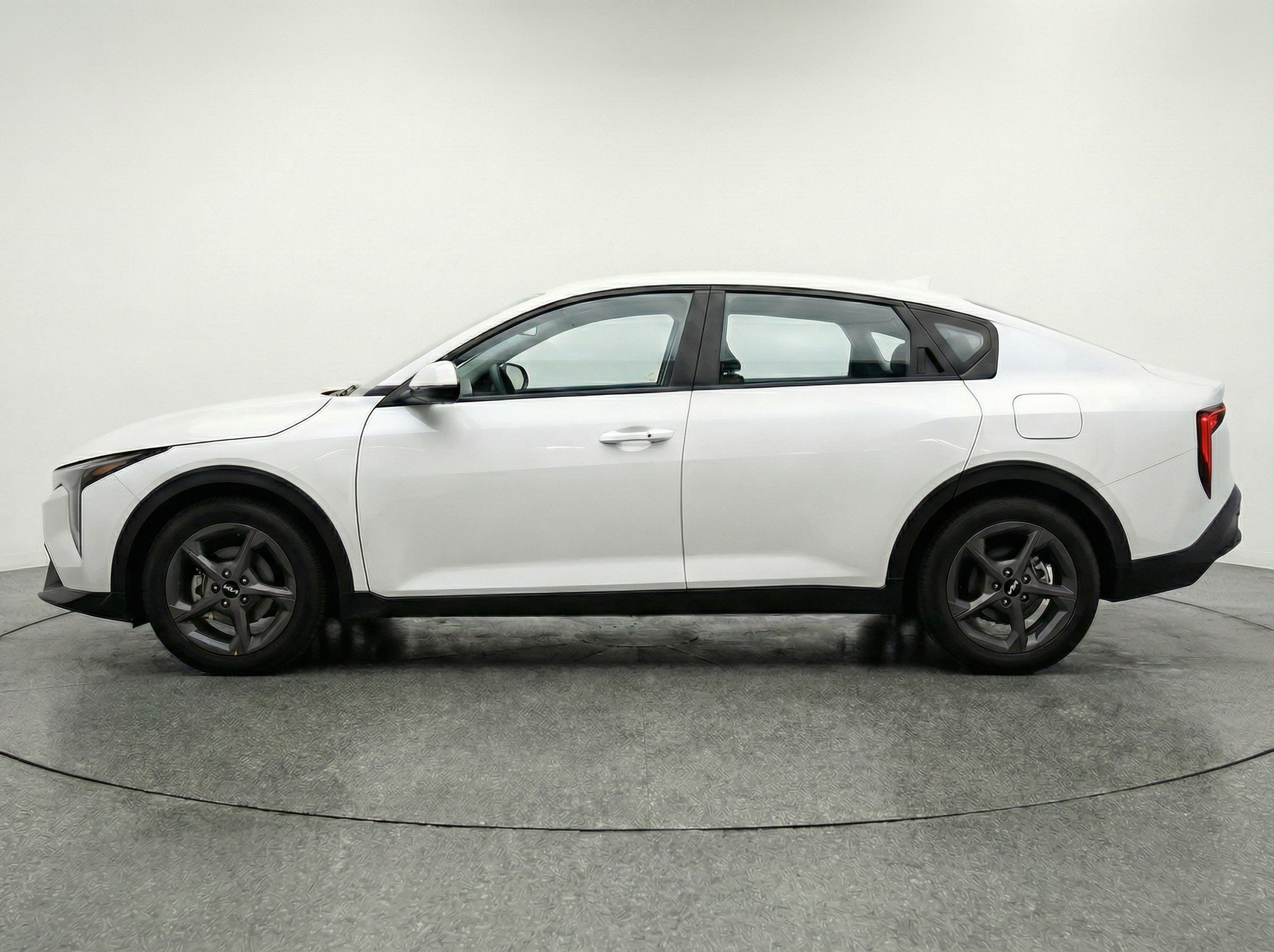 Thumbnail: 2025 Kia K4 - 5