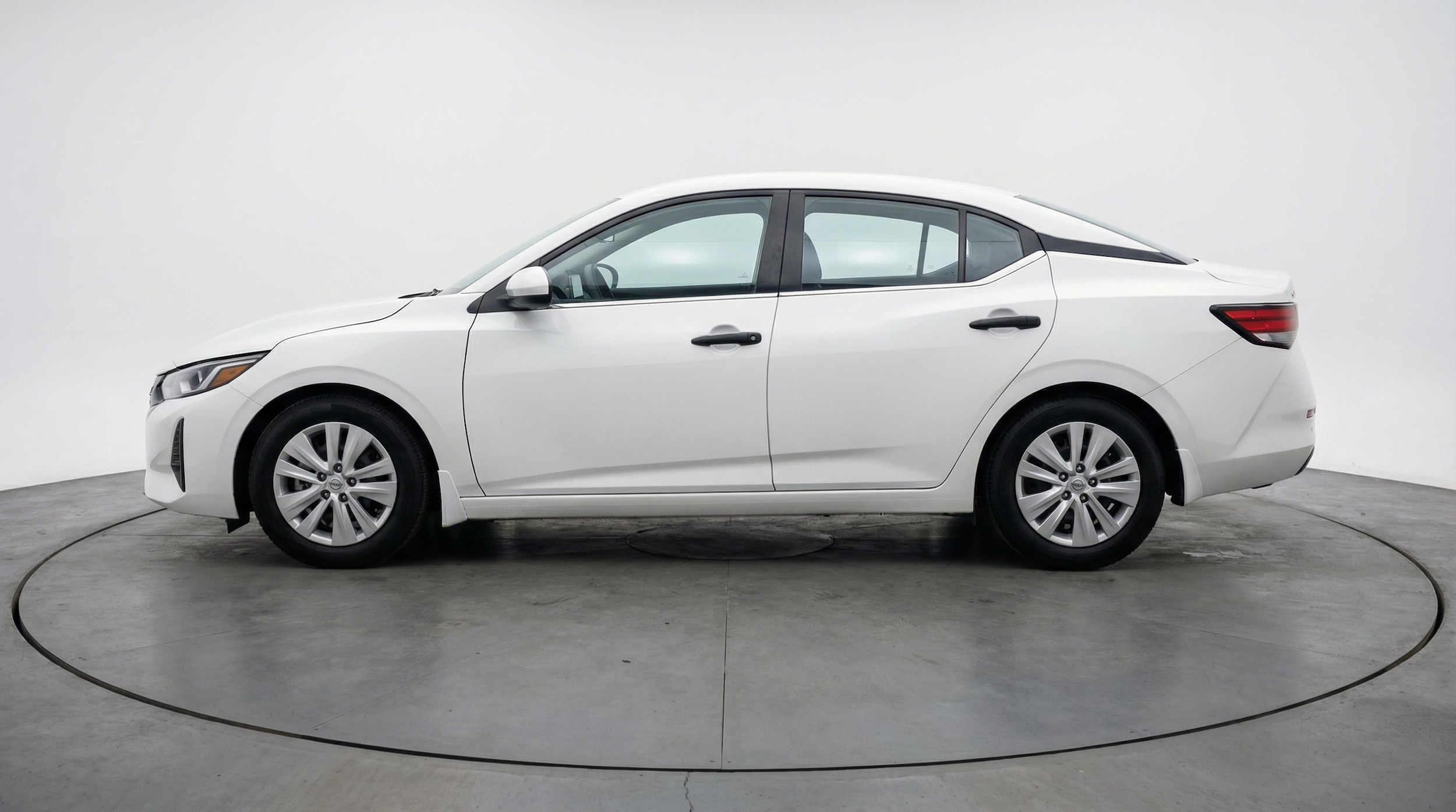 Thumbnail: 2025 Nissan Sentra - 4