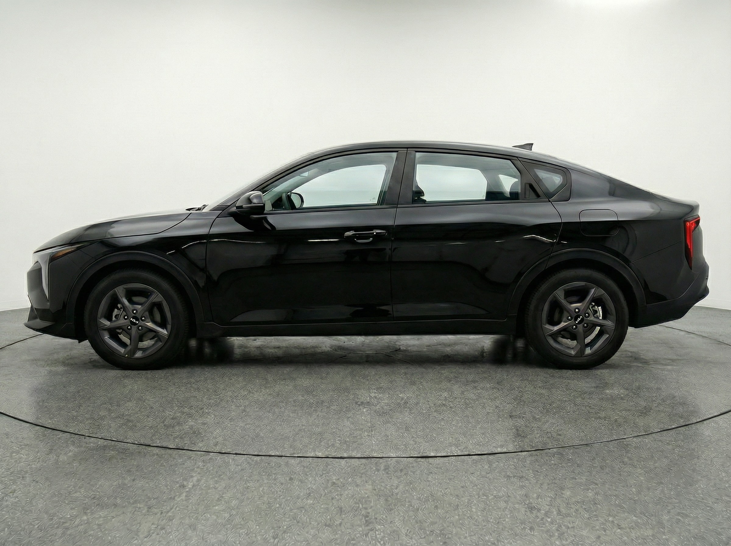 Thumbnail: 2025 Kia K4 - 4