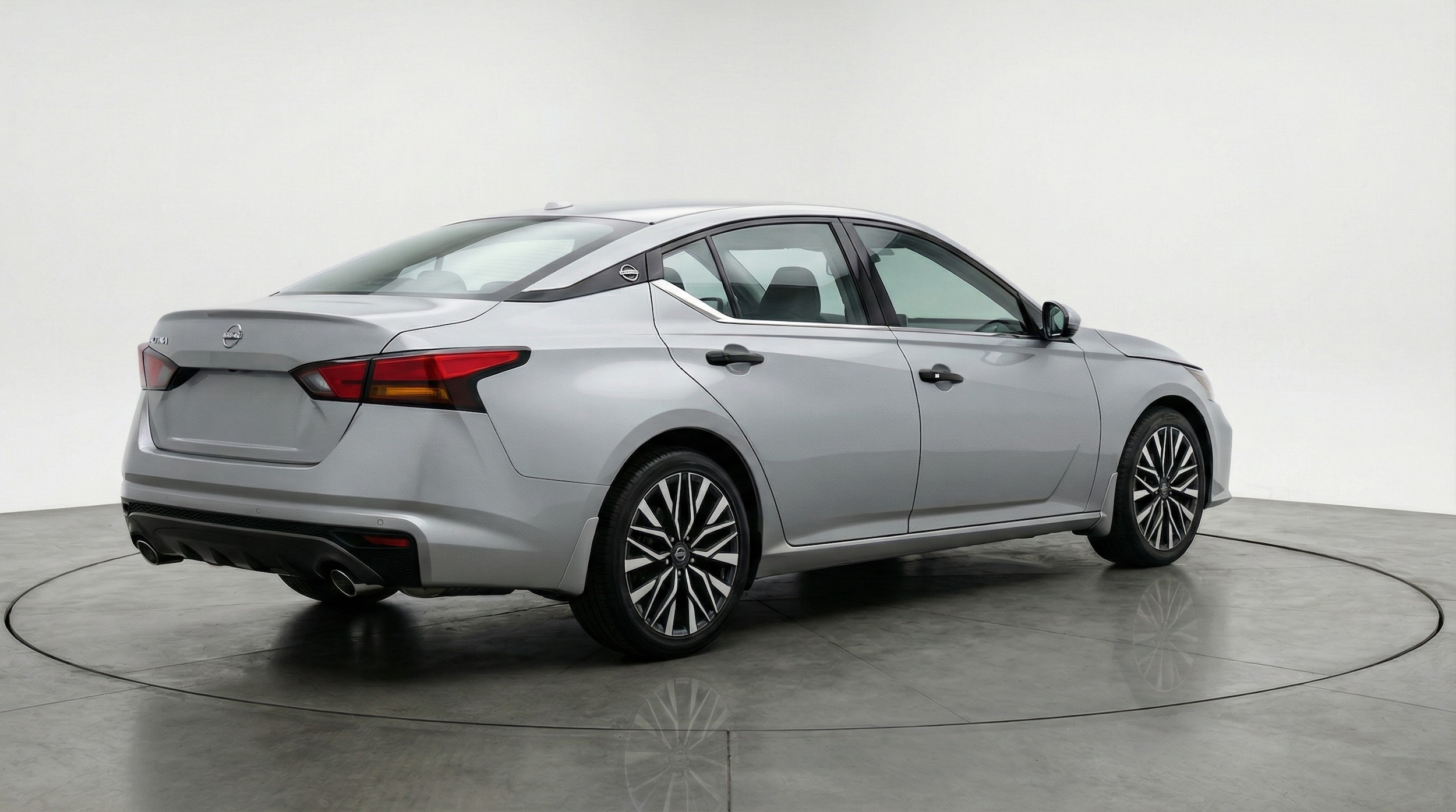 Thumbnail: 2025 Nissan Altima - 7