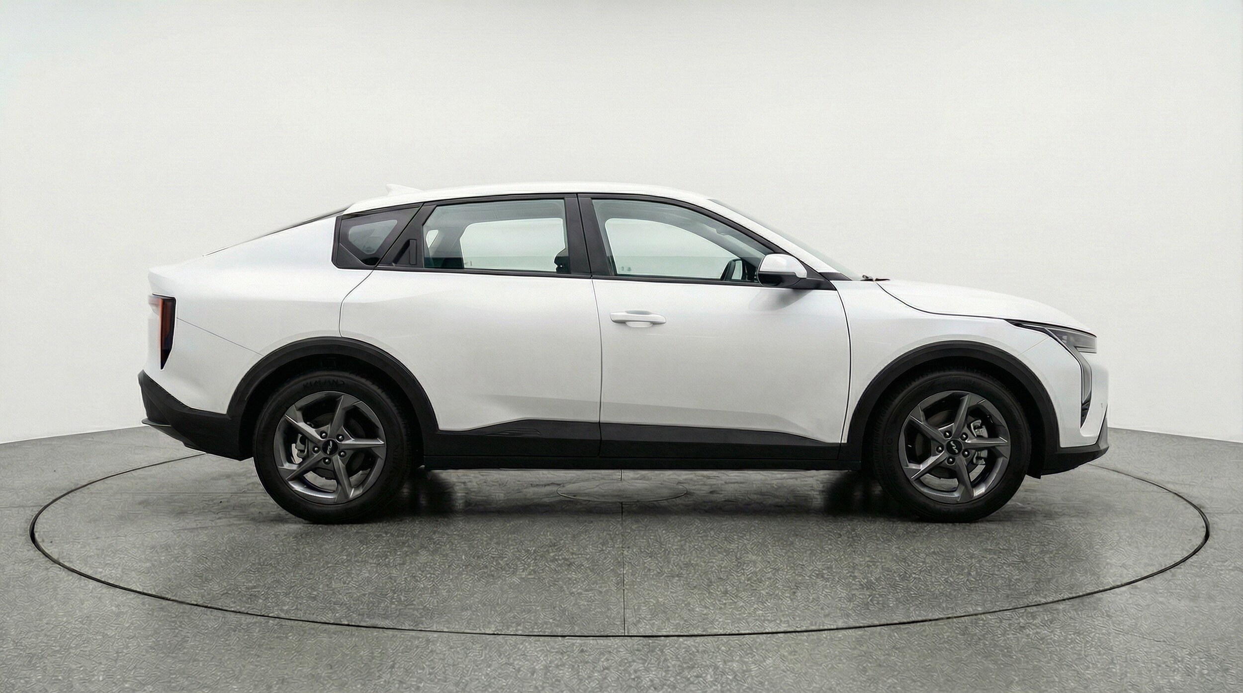 Thumbnail: 2025 Kia K4 - 11