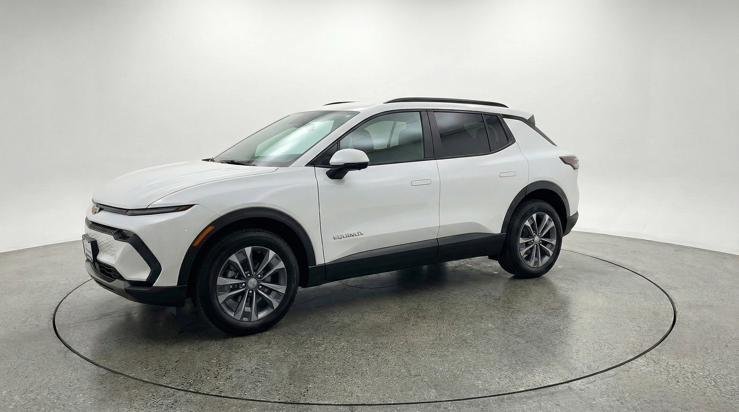 Thumbnail: 2025 Chevrolet Equinox - 3