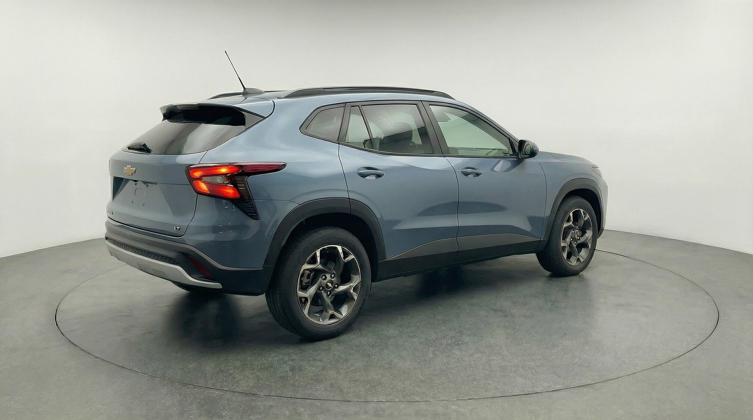 Thumbnail: 2025 Chevrolet Trax - 9