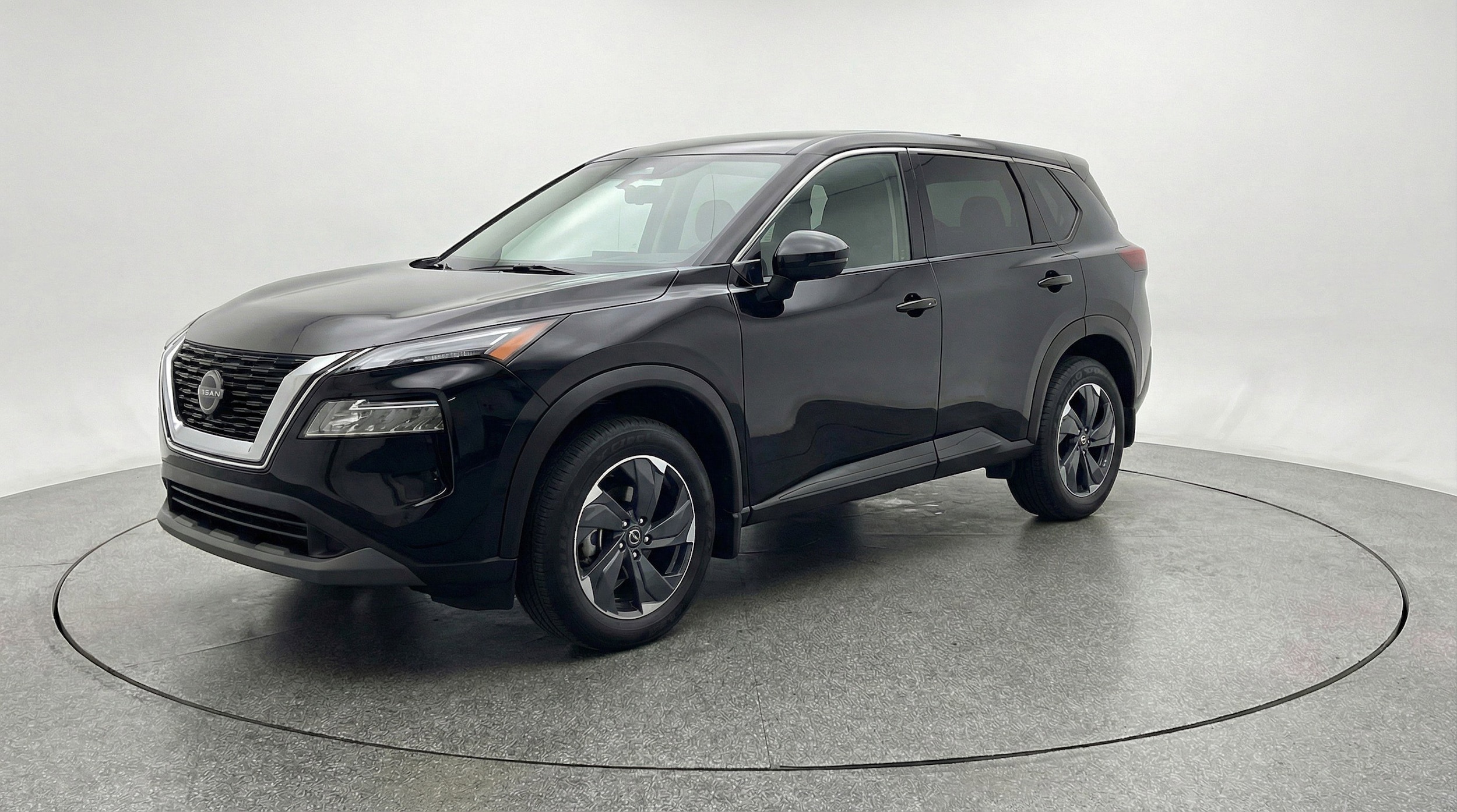 Thumbnail: 2025 Nissan Rogue - 3