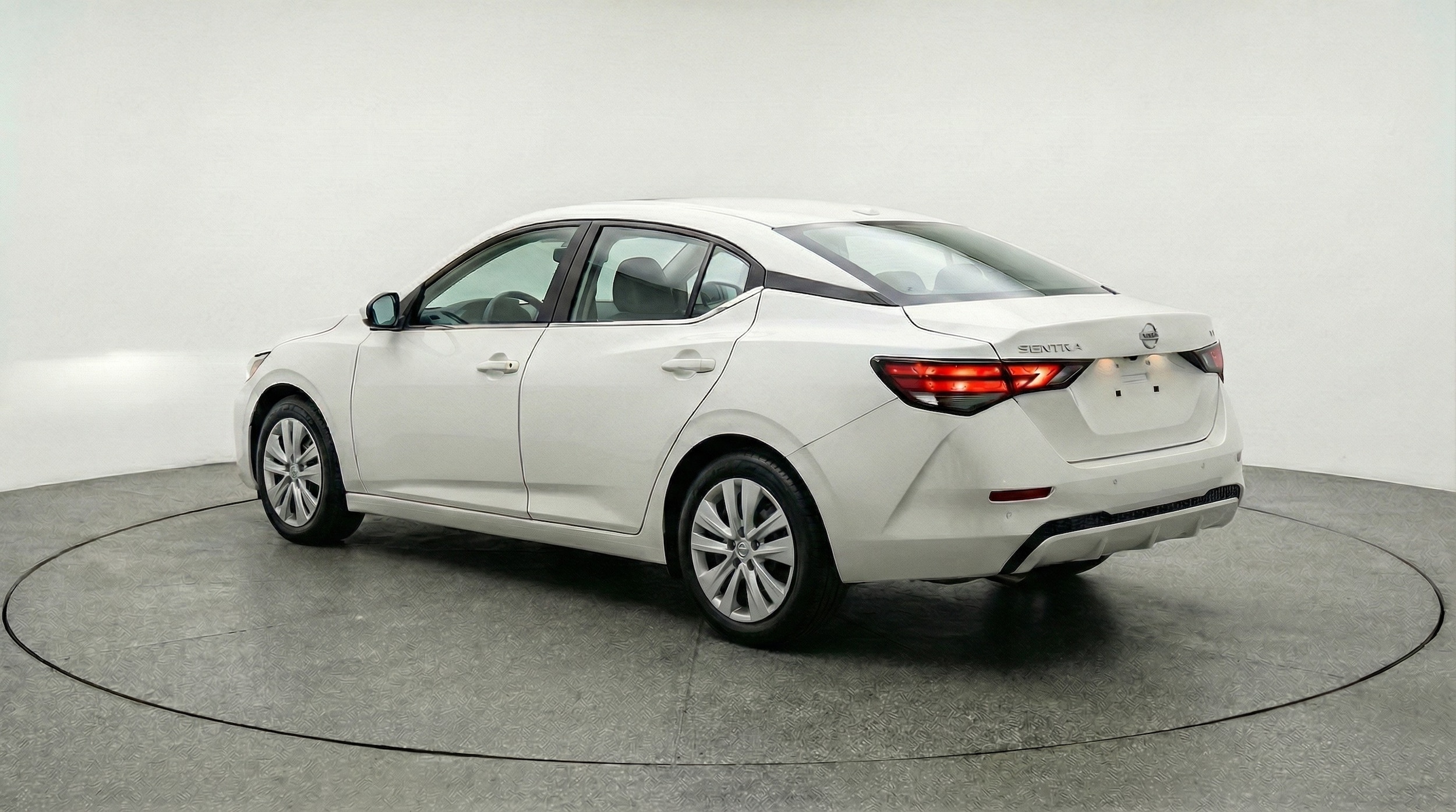 Thumbnail: 2025 Nissan Sentra - 5