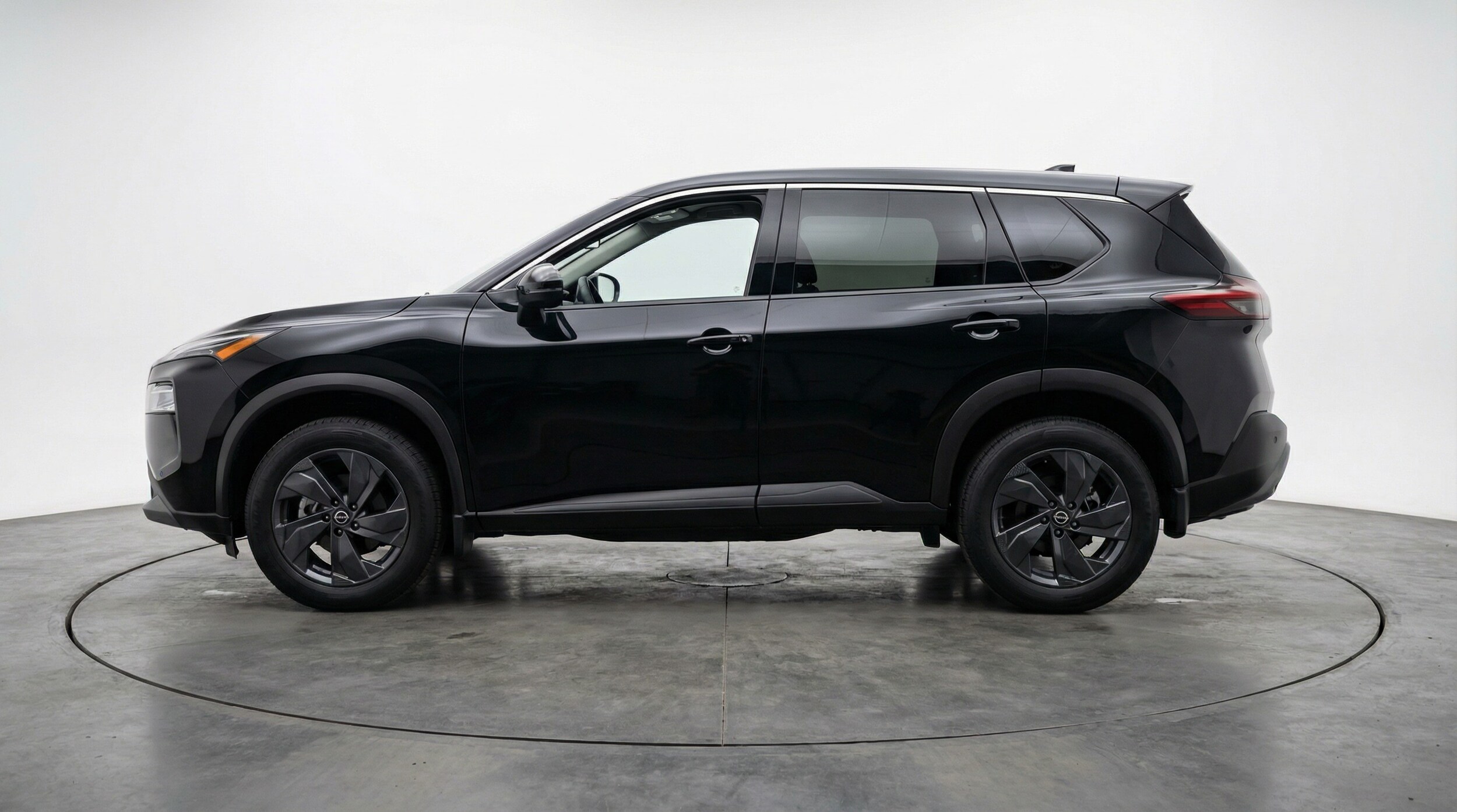 Thumbnail: 2025 Nissan Rogue - 4