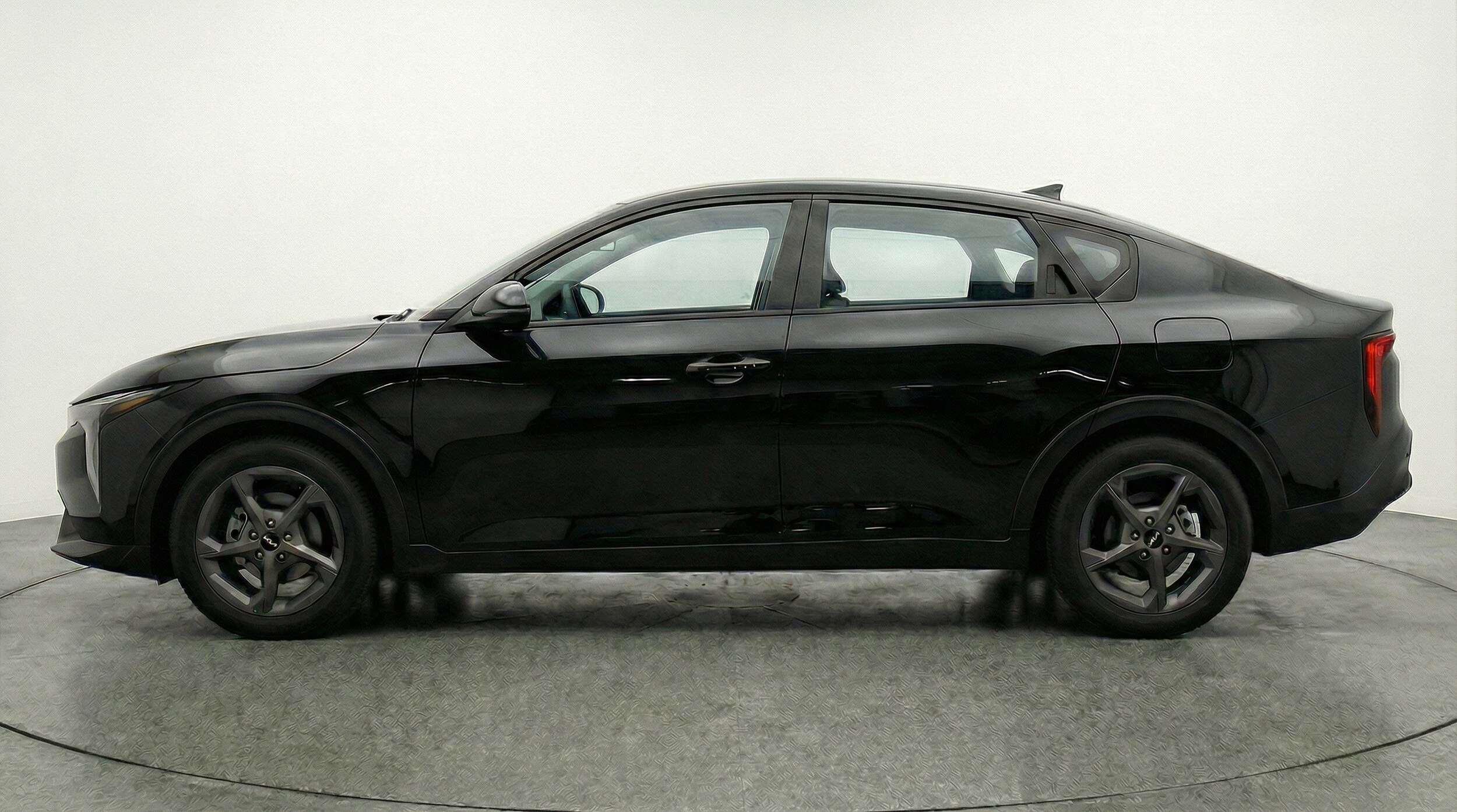 Thumbnail: 2025 Kia K4 - 5