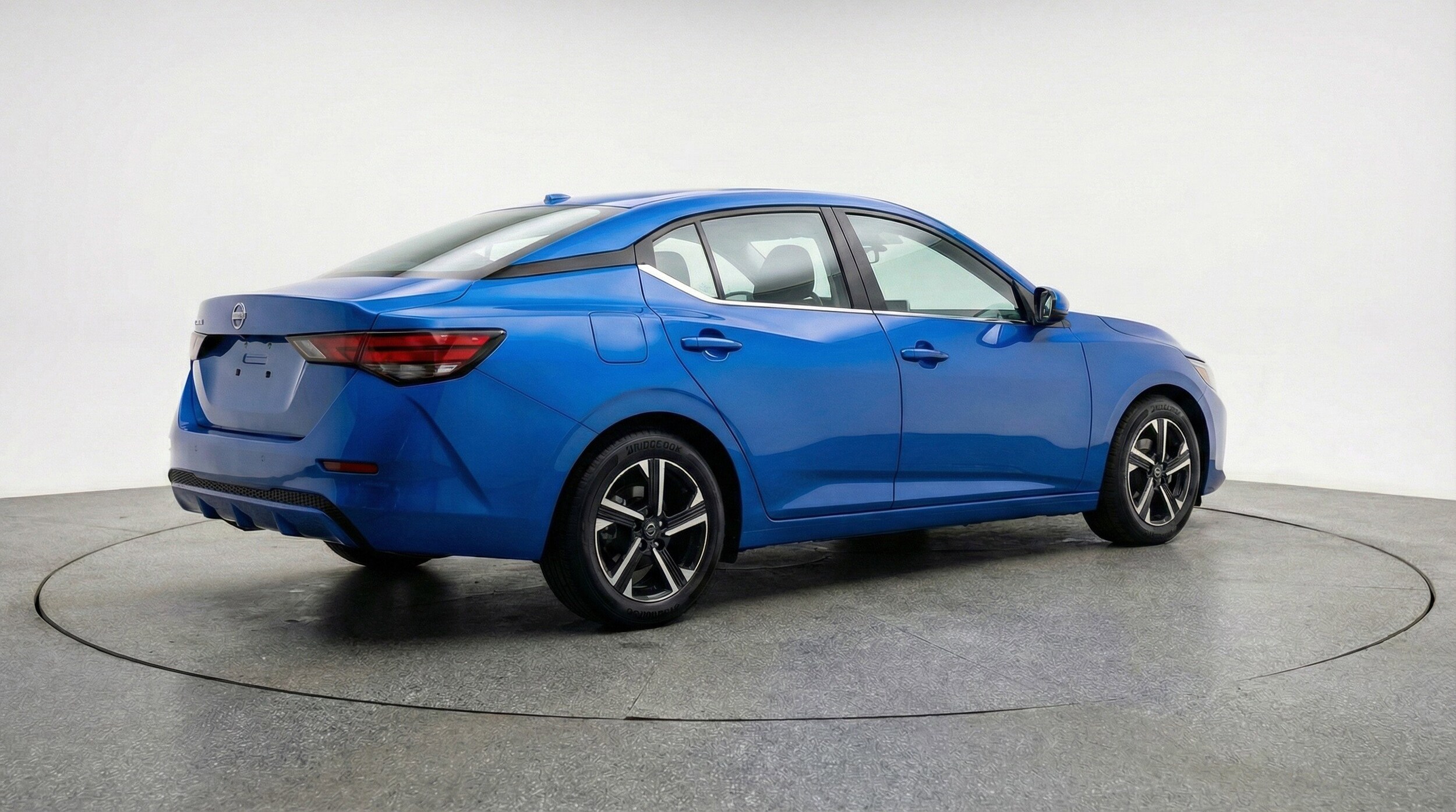 Thumbnail: 2025 Nissan Sentra - 9