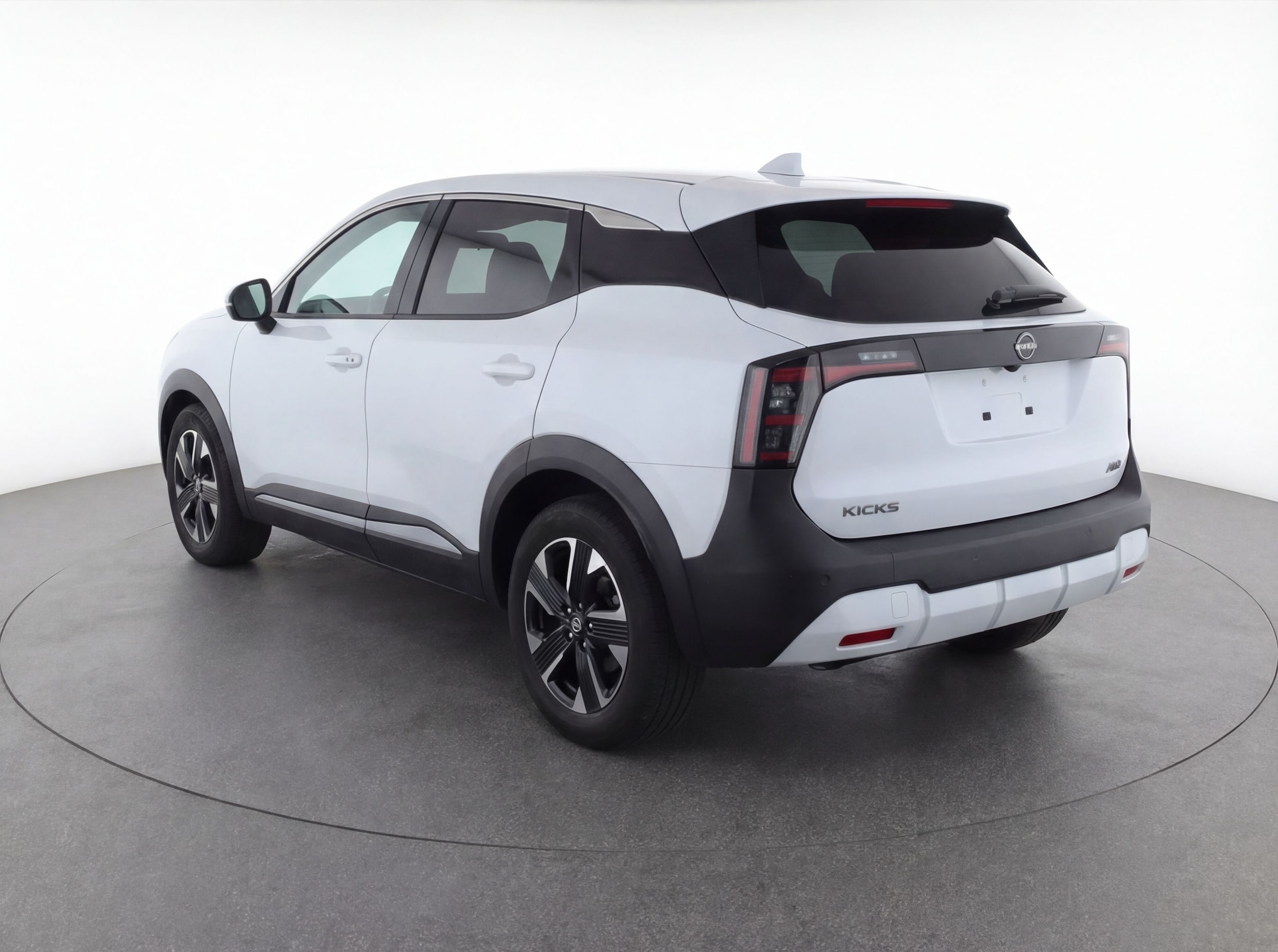 Thumbnail: 2025 Nissan Kicks - 5