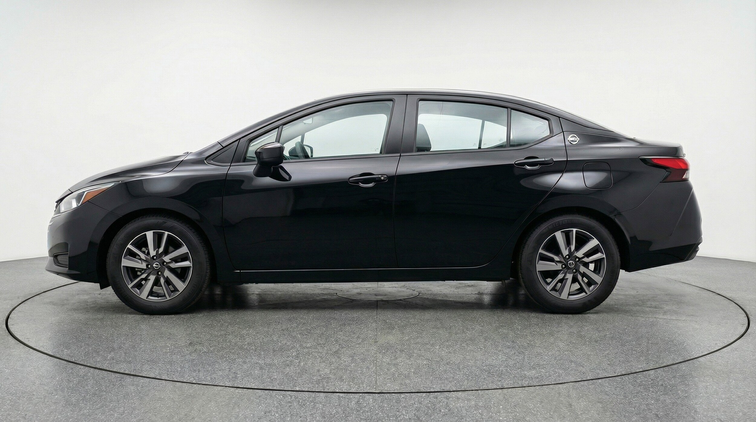 Thumbnail: 2025 Nissan Versa - 5