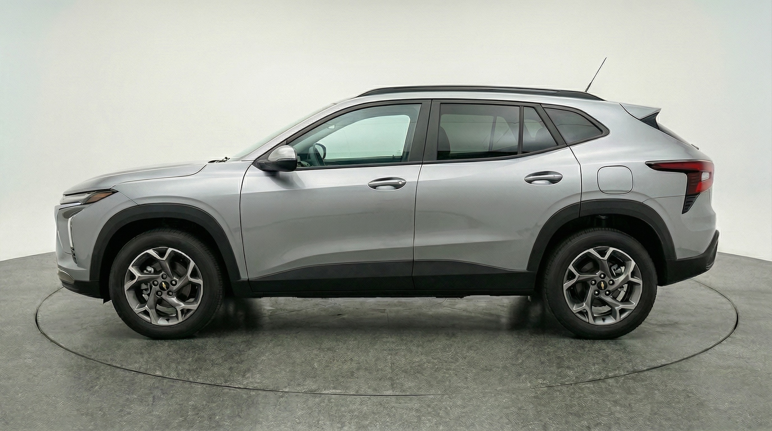 Thumbnail: 2025 Chevrolet Trax - 4