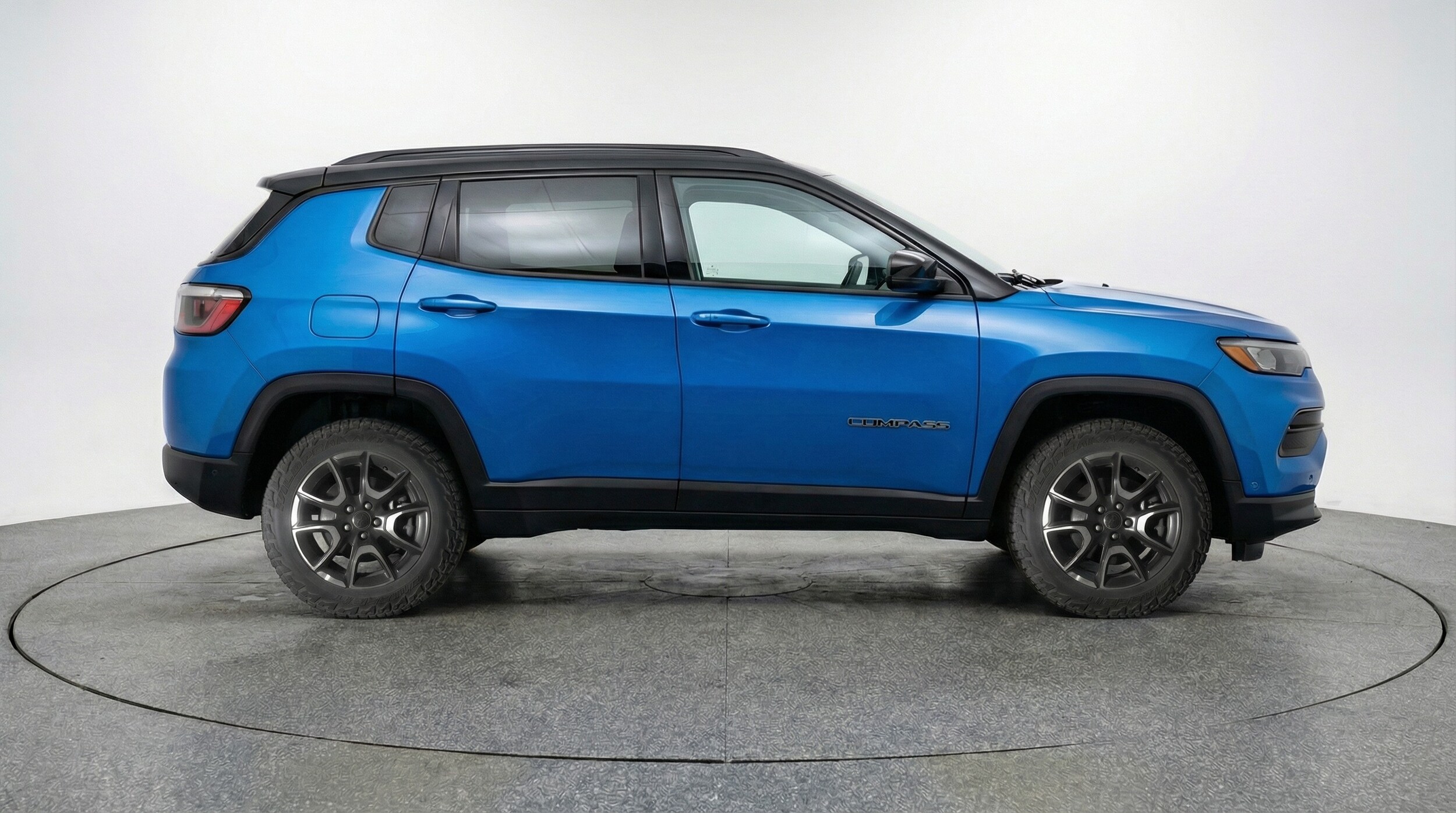 Thumbnail: 2025 Jeep Compass - 8