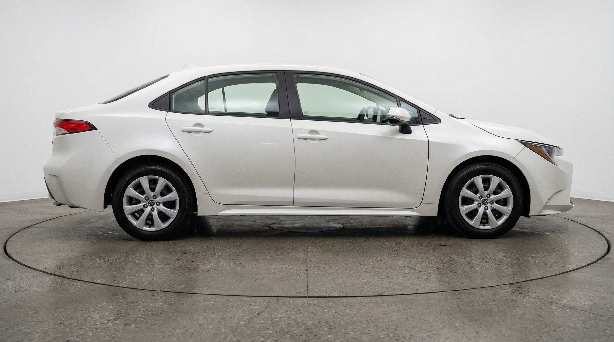Thumbnail: 2025 Toyota Corolla - 11