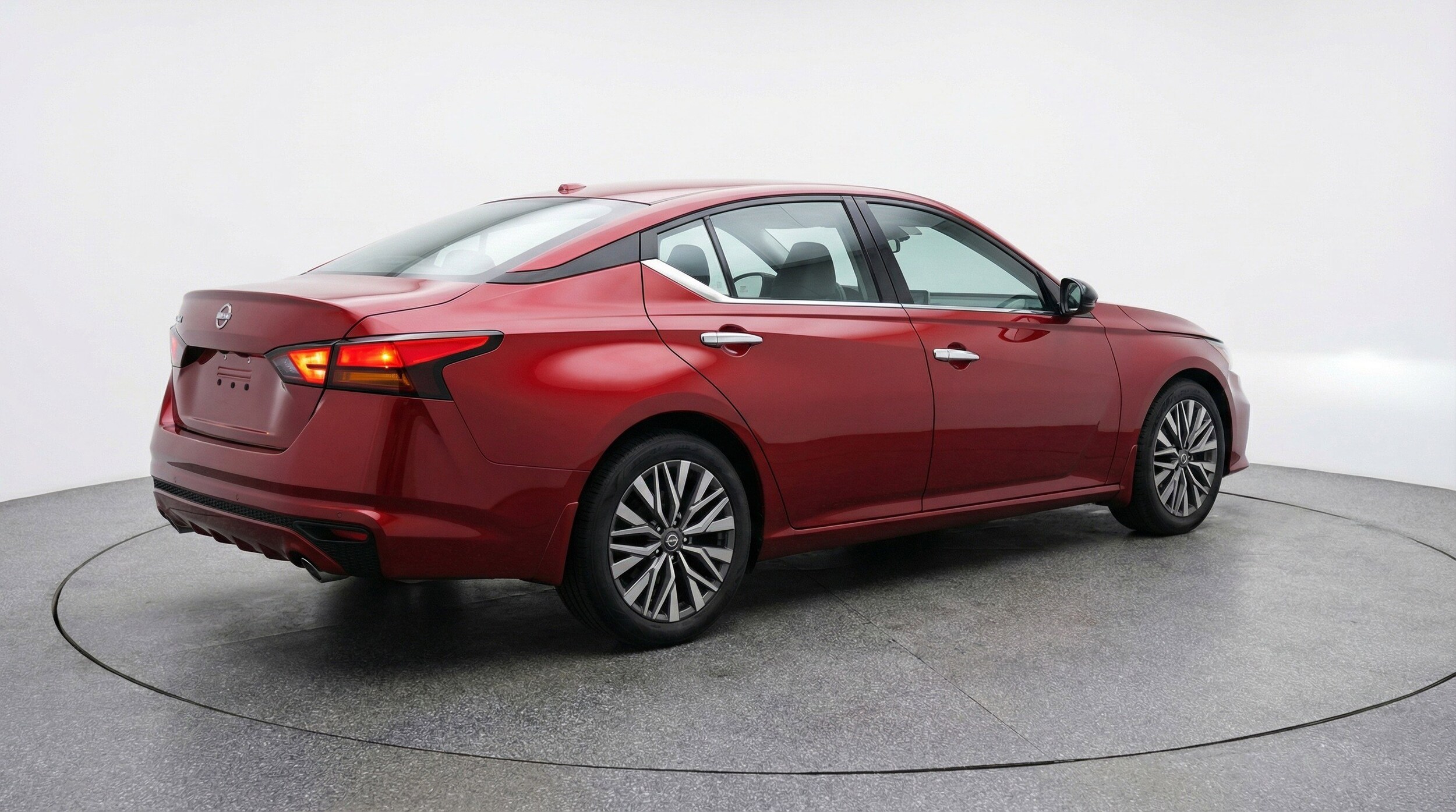 Thumbnail: 2025 Nissan Altima - 9
