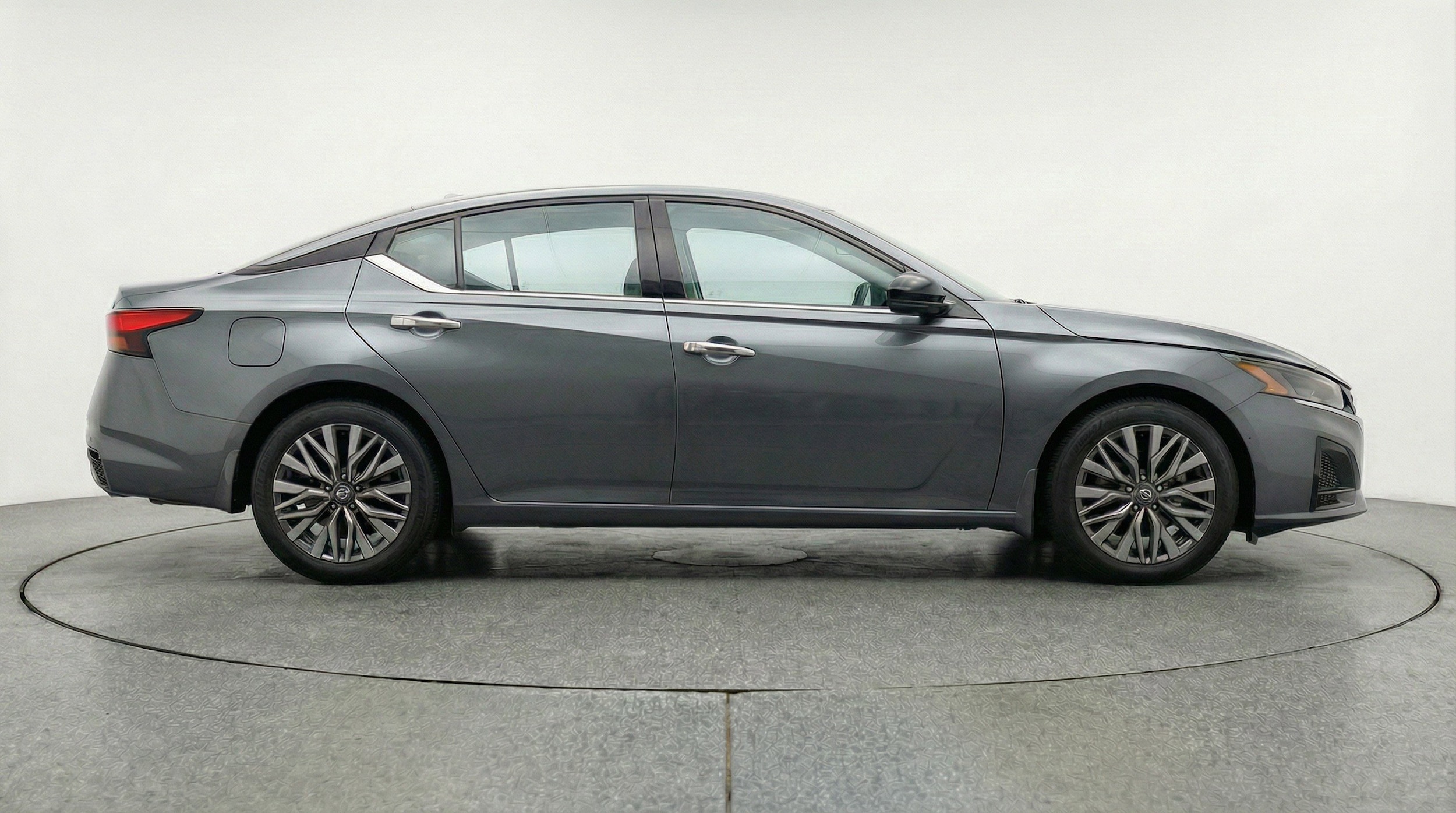 Thumbnail: 2025 Nissan Altima - 11