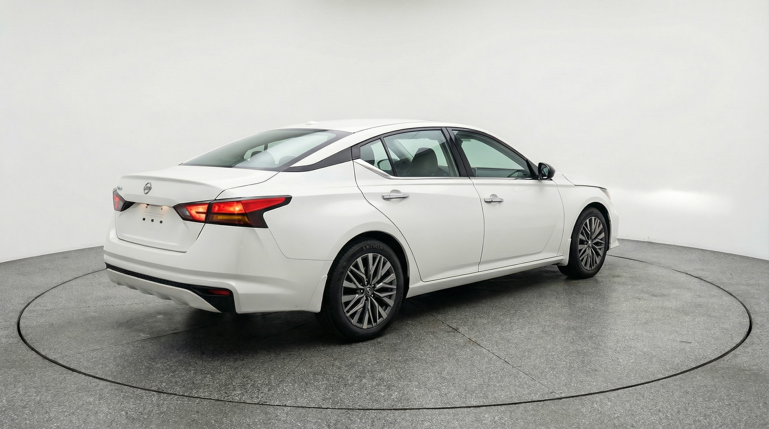 Thumbnail: 2025 Nissan Altima - 7