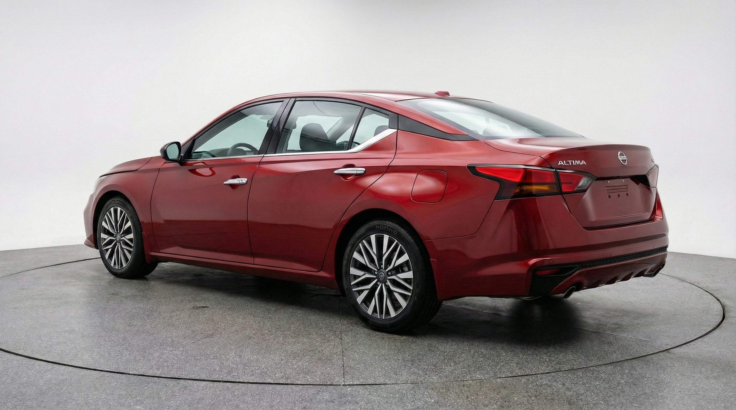 Thumbnail: 2025 Nissan Altima - 5