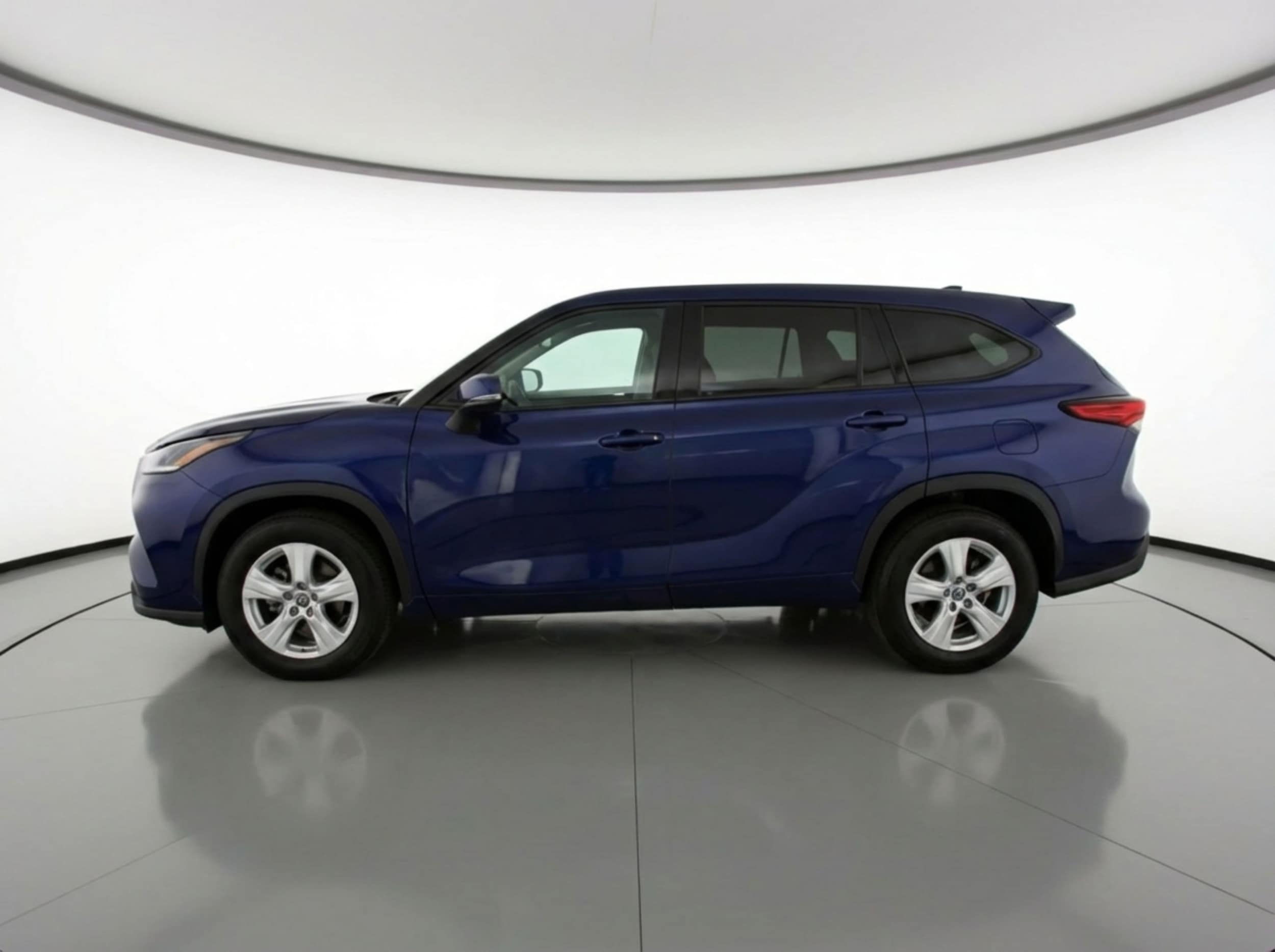 Thumbnail: 2025 Toyota Highlander - 4